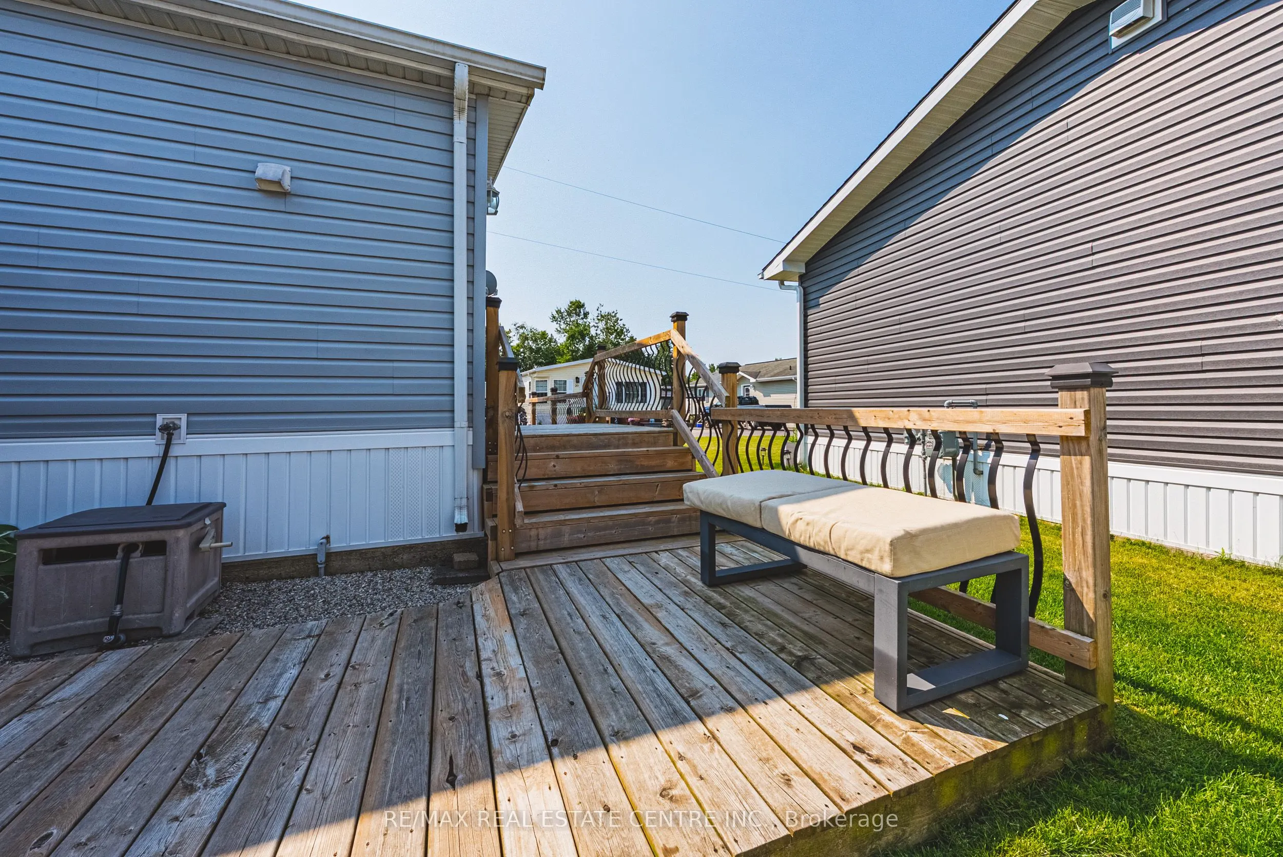 21 ELM PVT Street