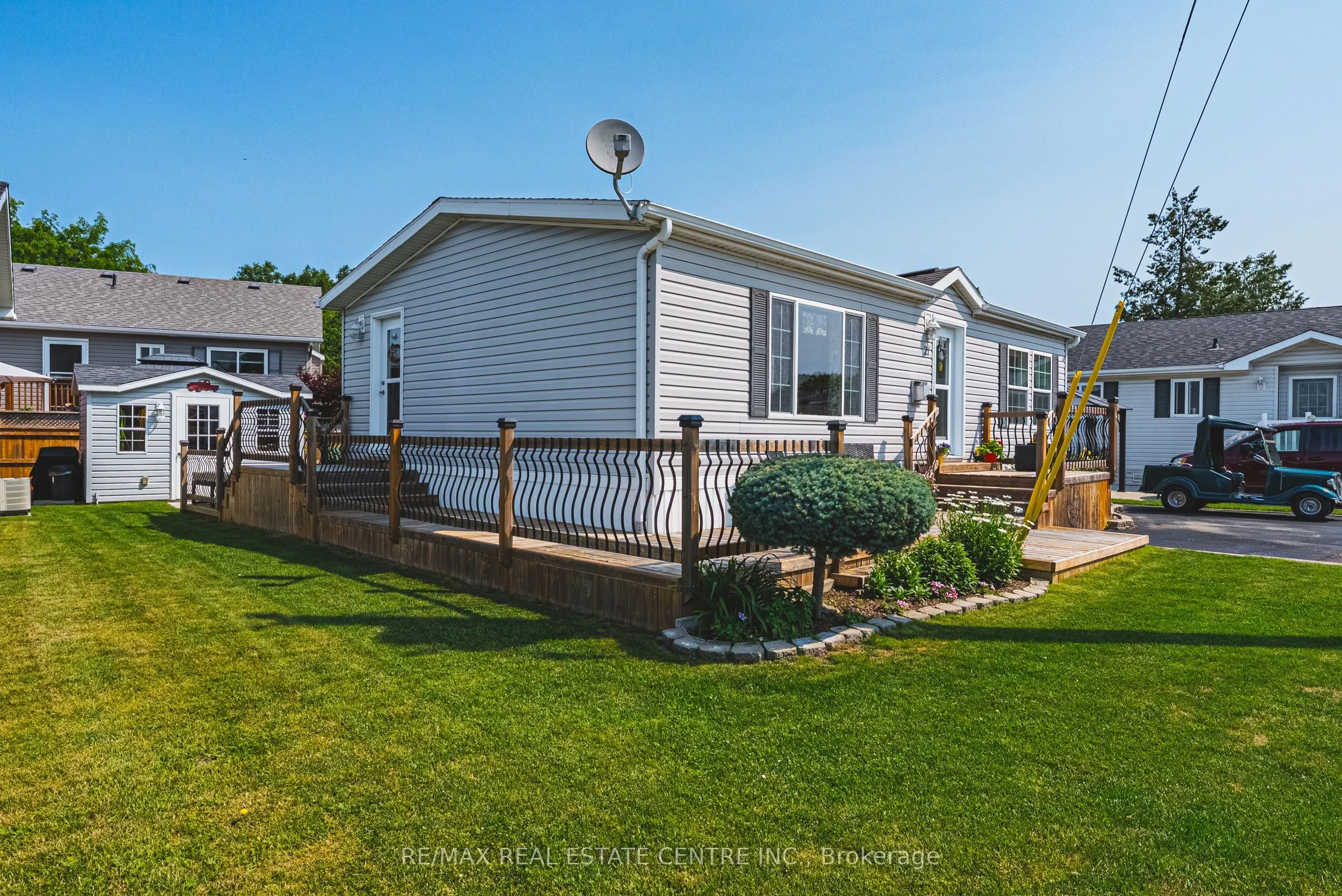 21 ELM PVT Street