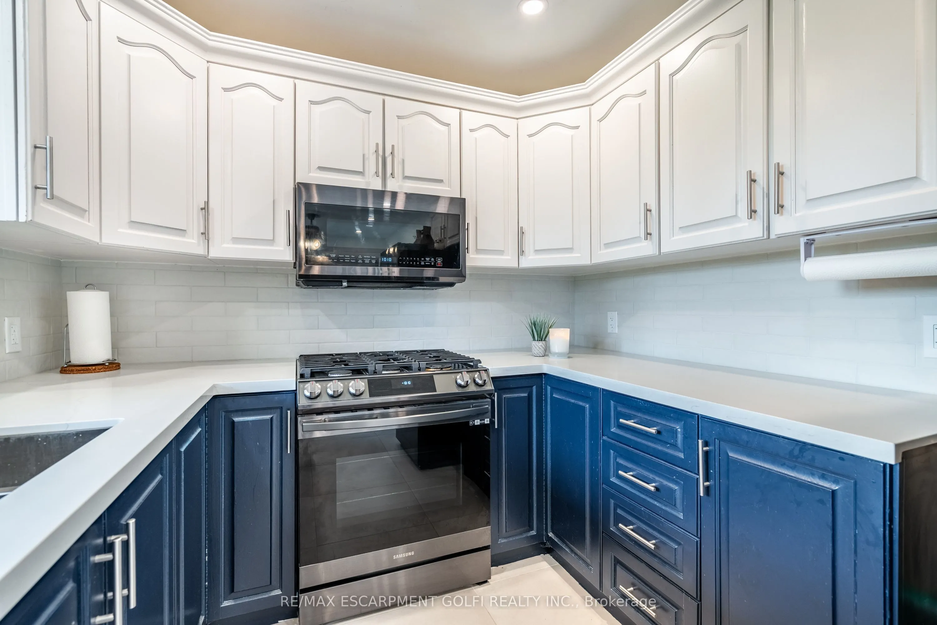 864 Caistorville Road