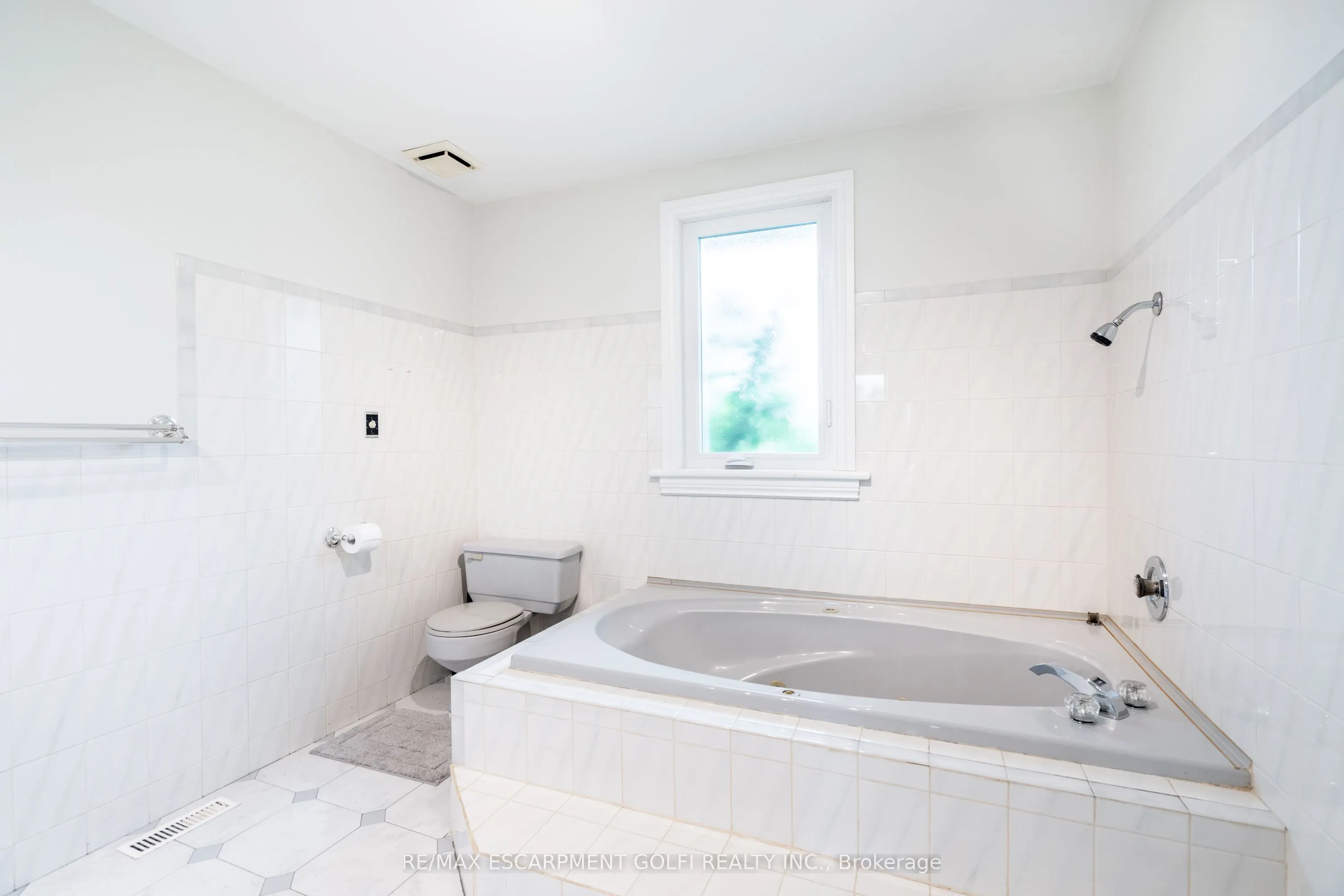 864 Caistorville Road