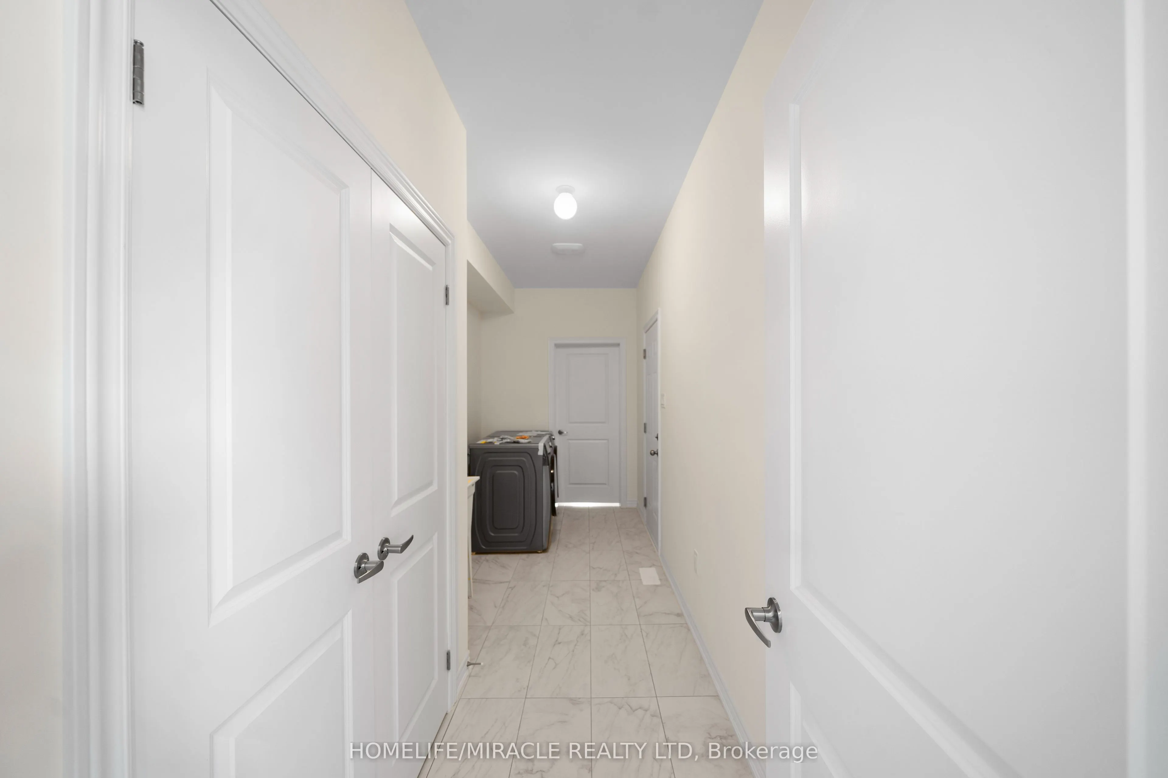 5 Skyvue Crescent
