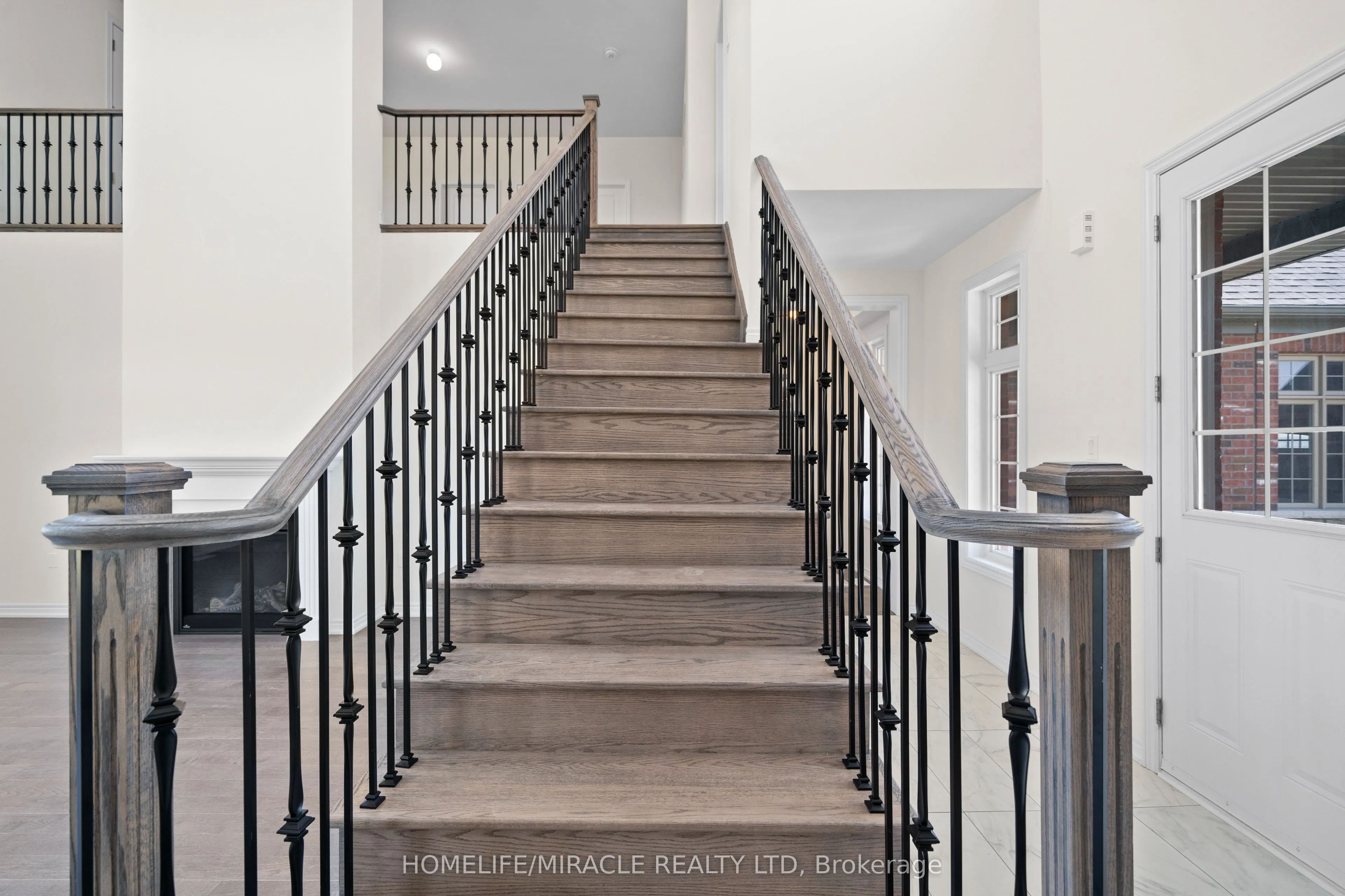 5 Skyvue Crescent