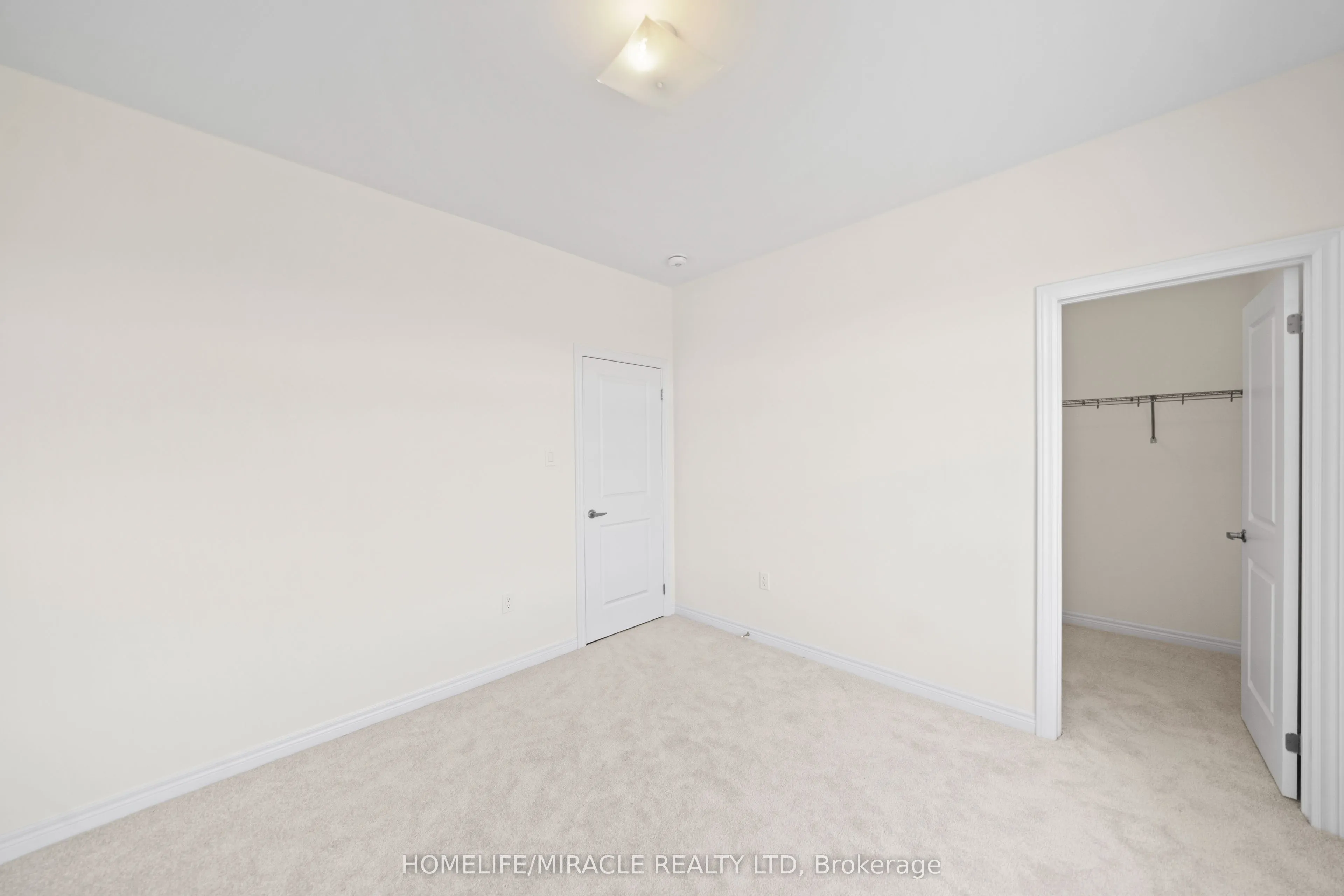 5 Skyvue Crescent