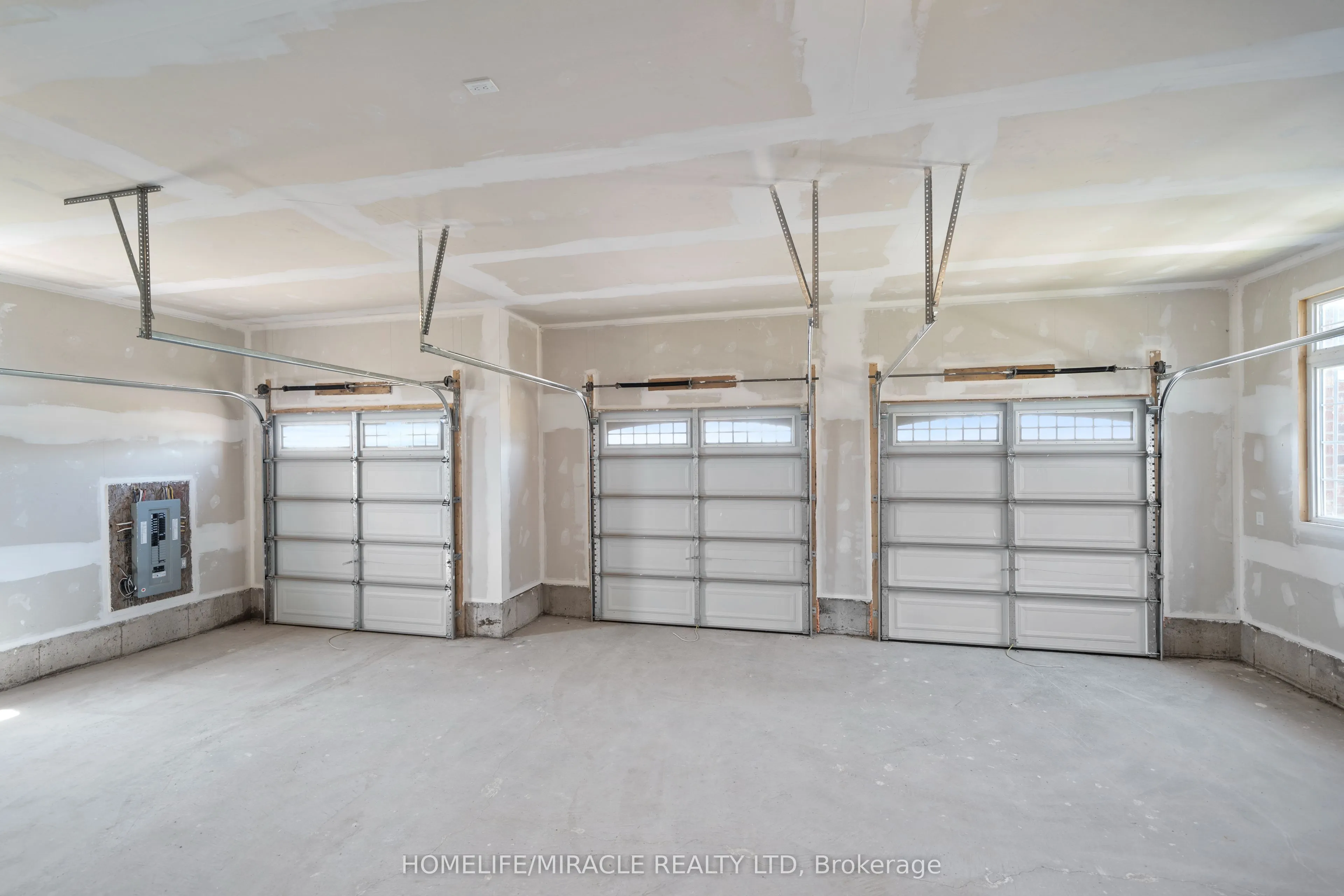 5 Skyvue Crescent