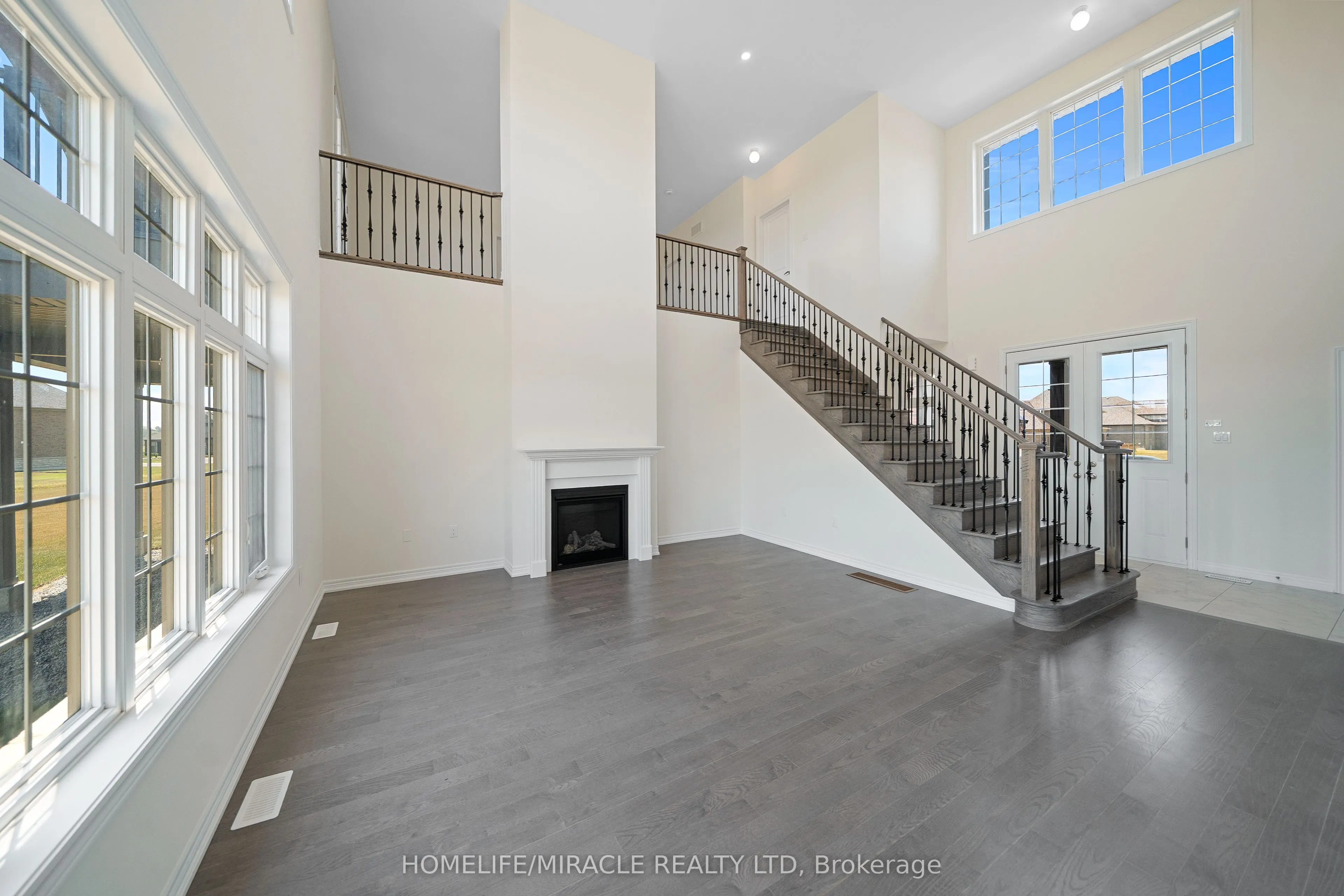5 Skyvue Crescent