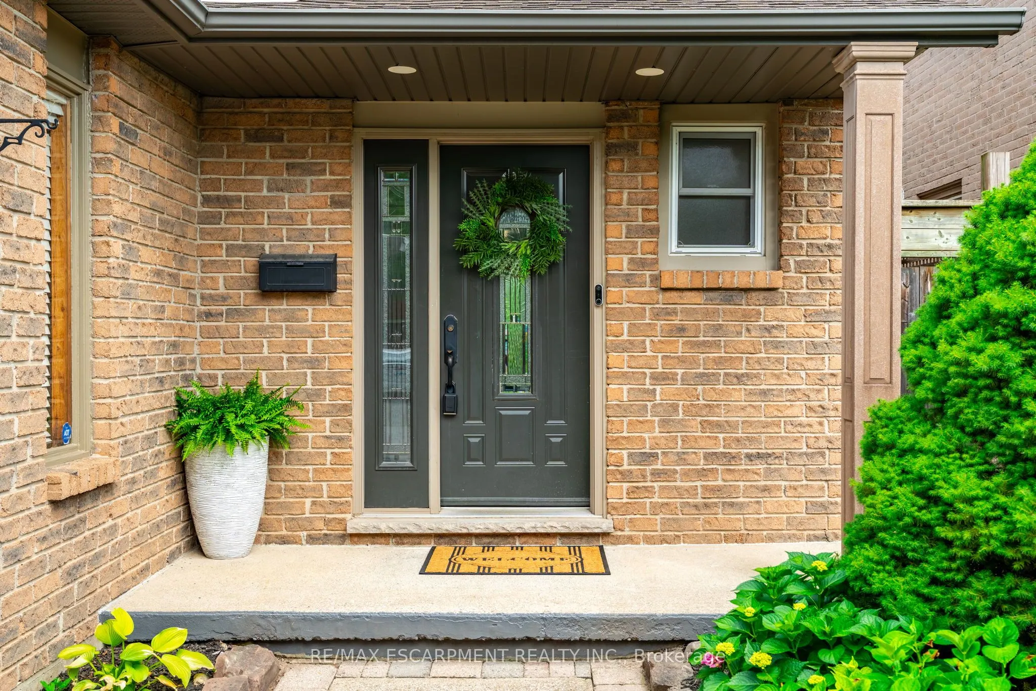 17 Tami Crescent