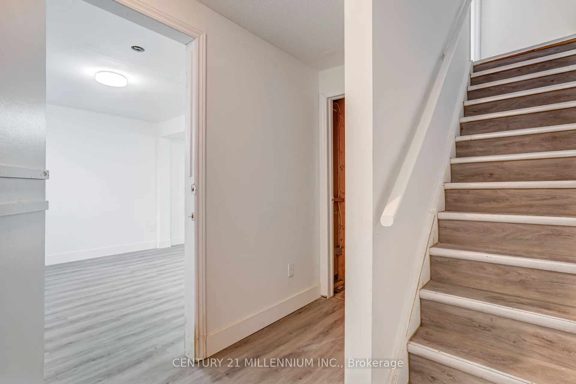 470 Second Street, #17