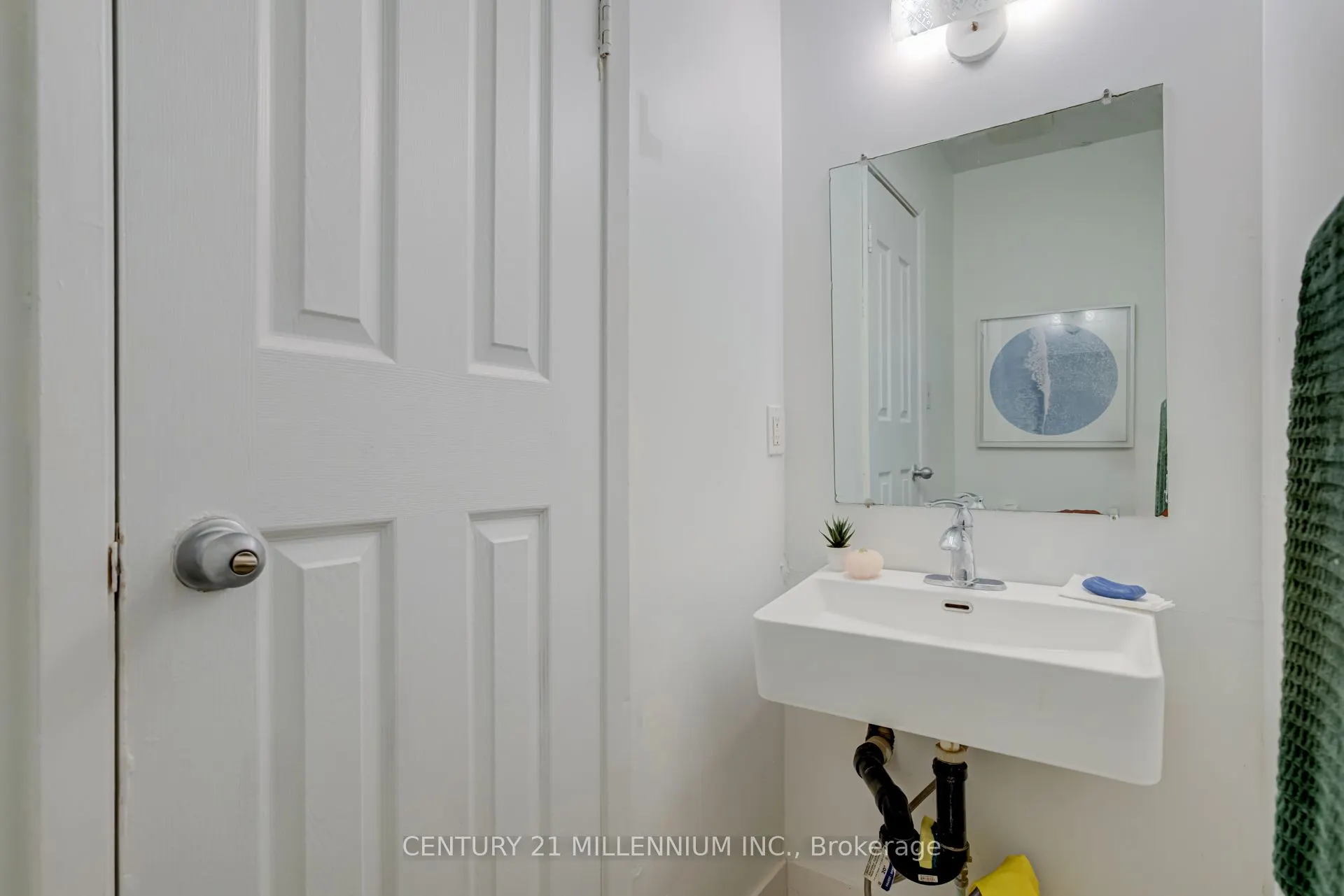 470 Second Street, #17