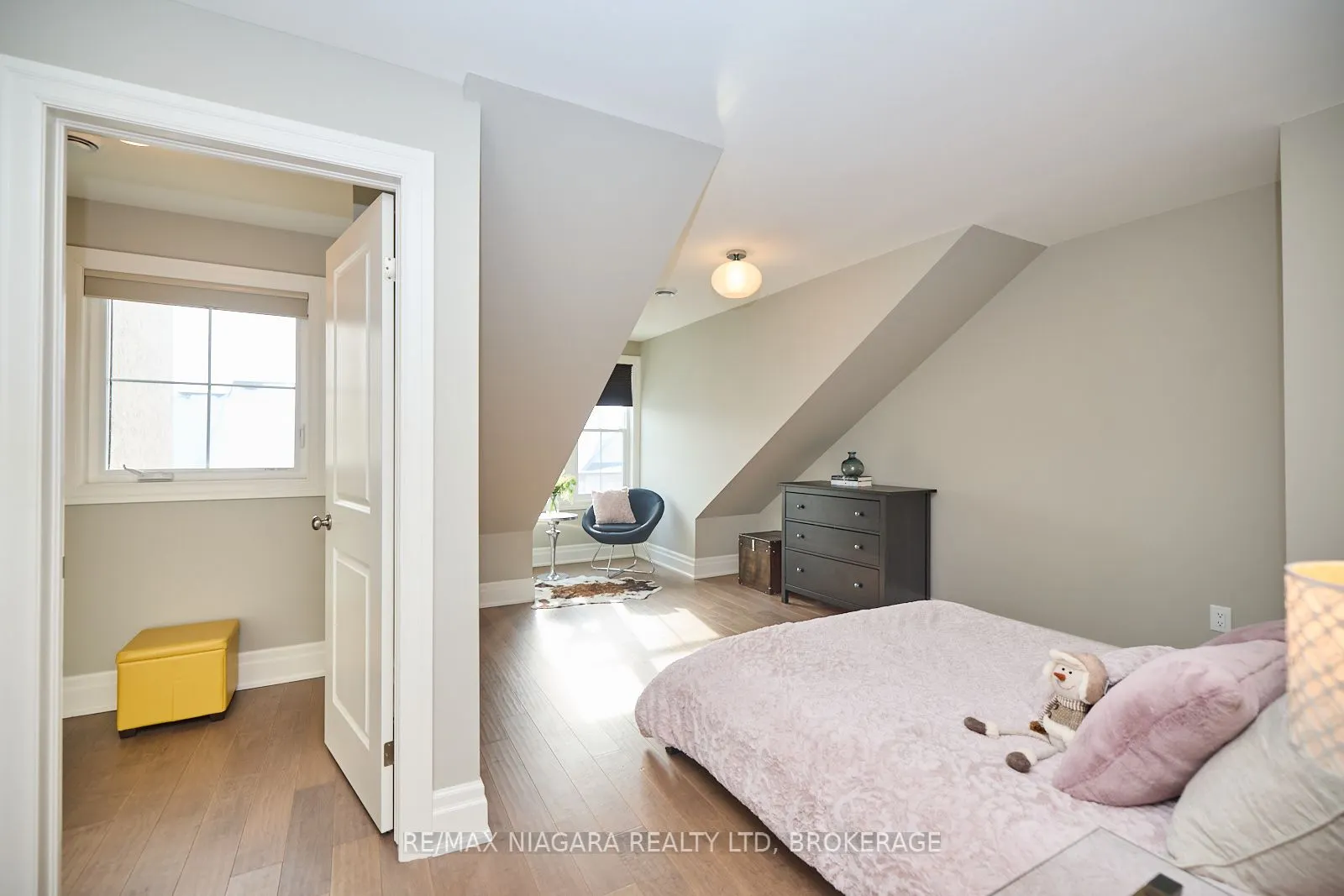 6 St. Andrews Lane S, #6