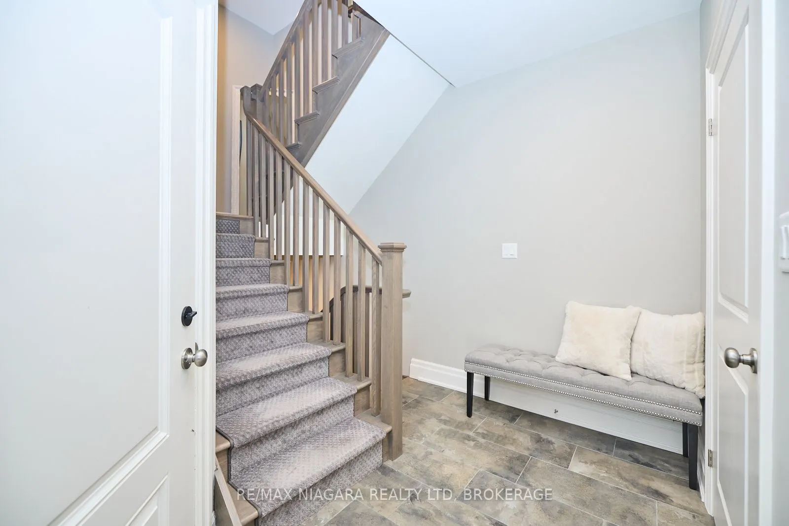 6 St. Andrews Lane S, #6
