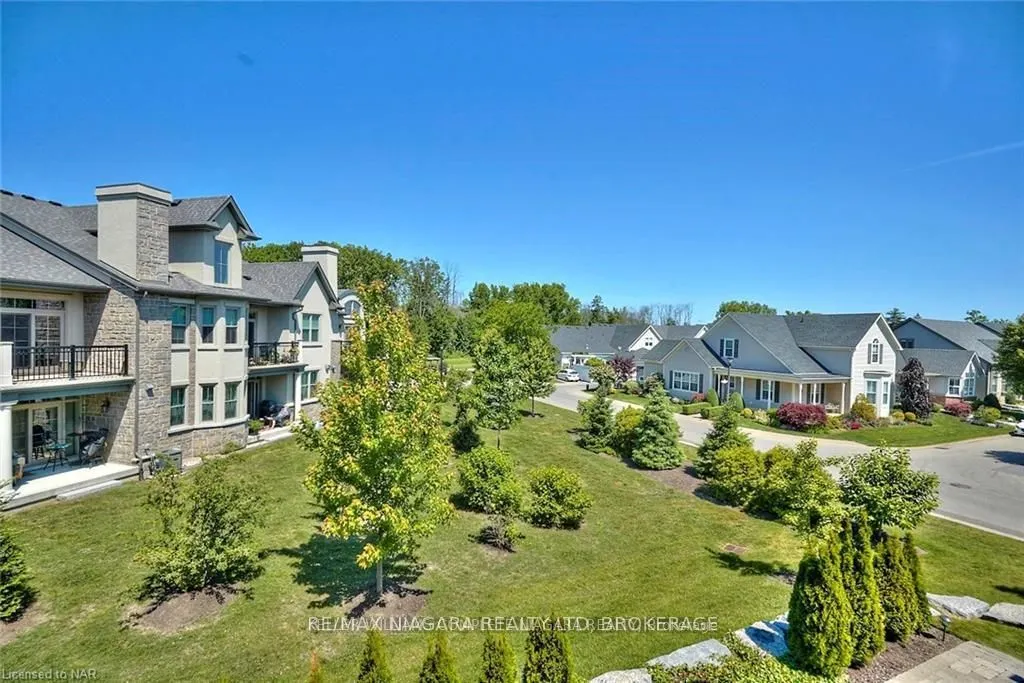 6 St. Andrews Lane S, #6