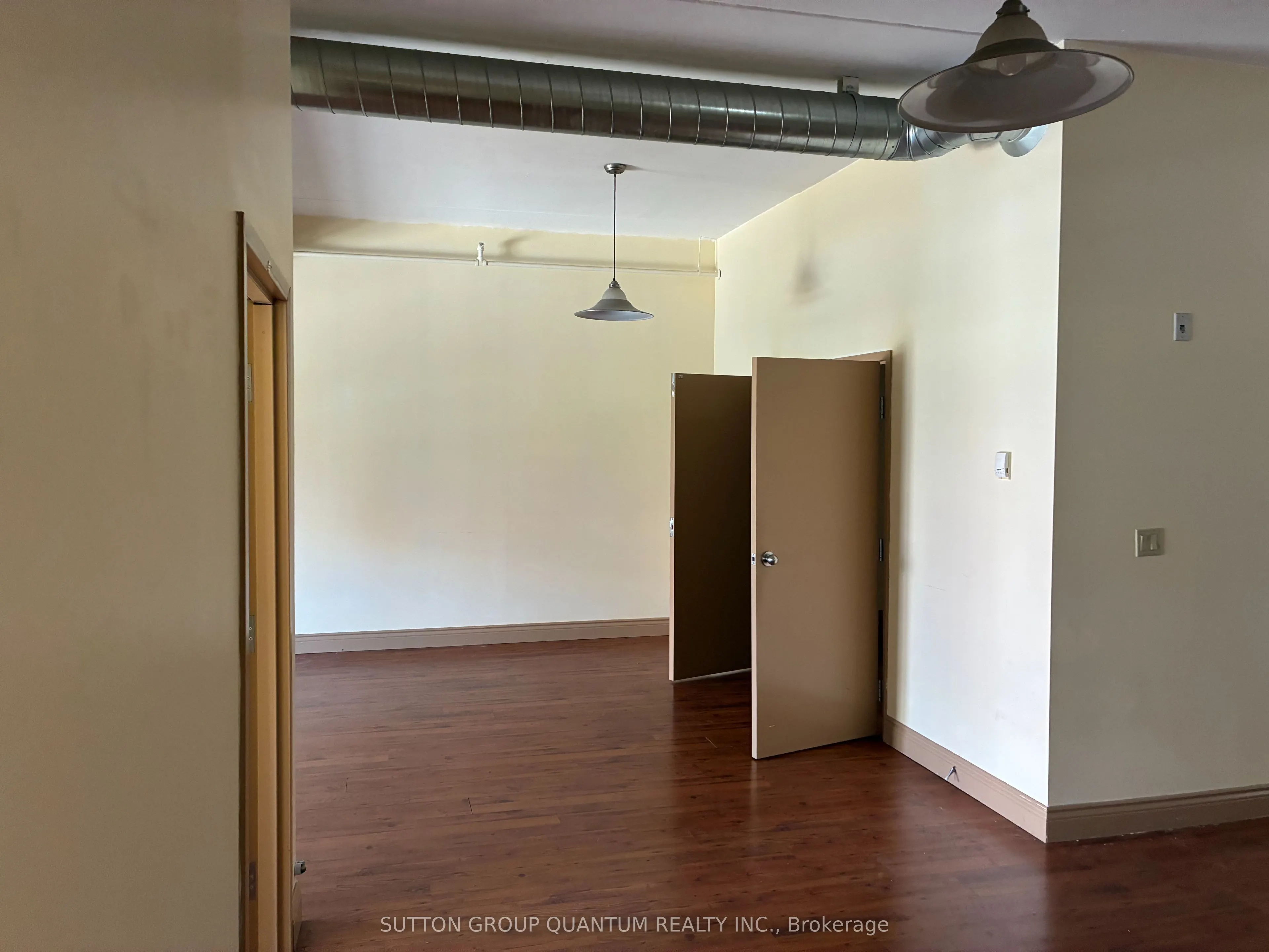 150 Colborne Street, #206
