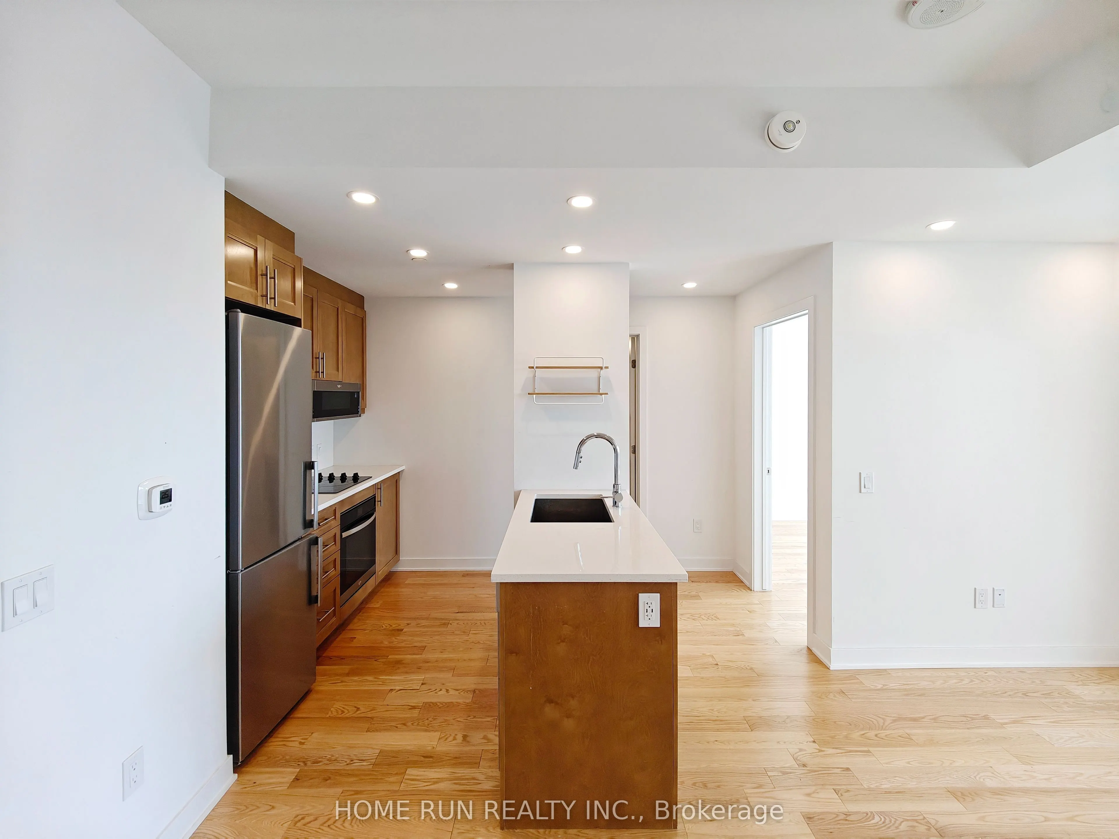 340 QUEEN Street, #2502