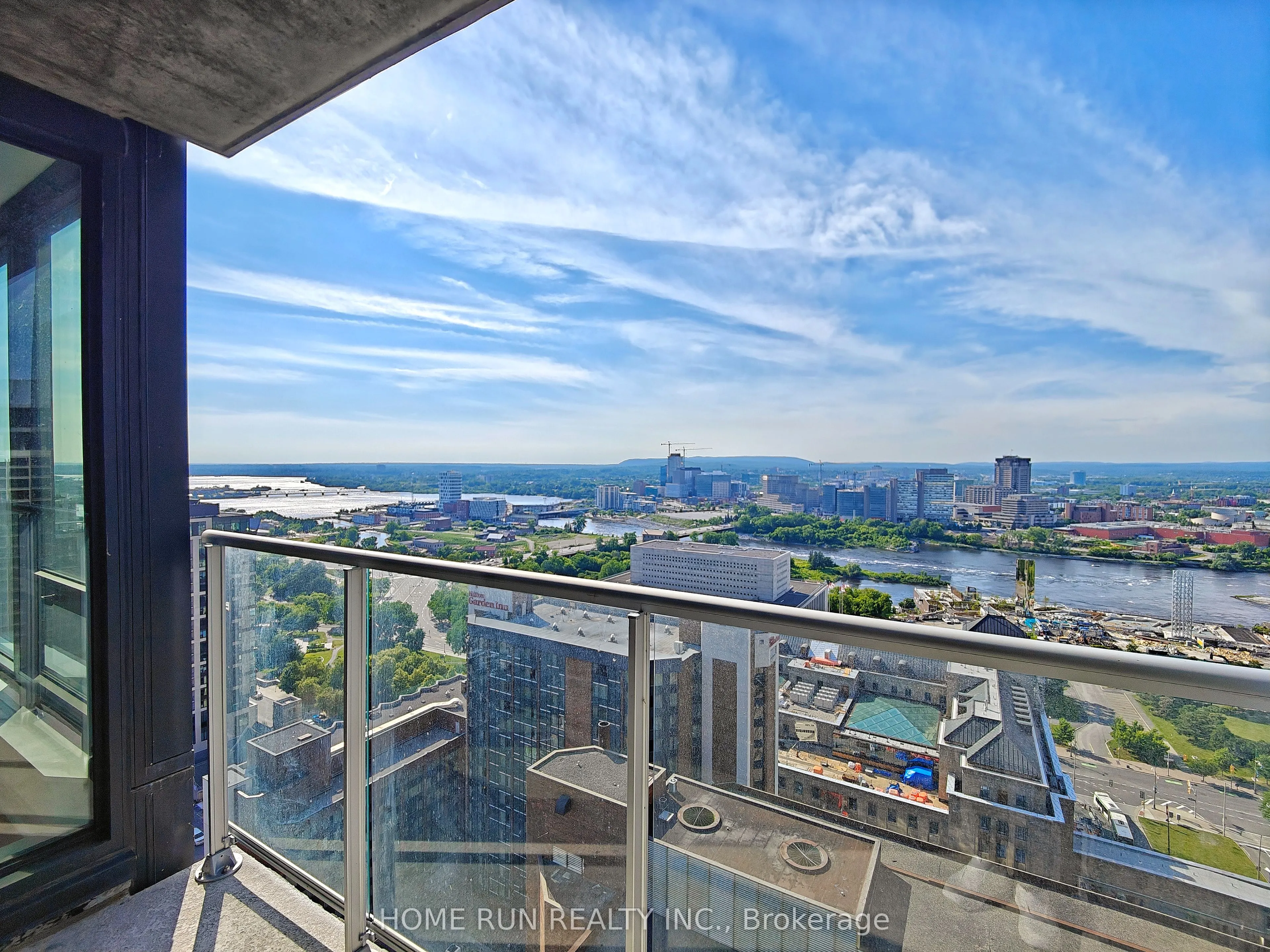 340 QUEEN Street, #2502