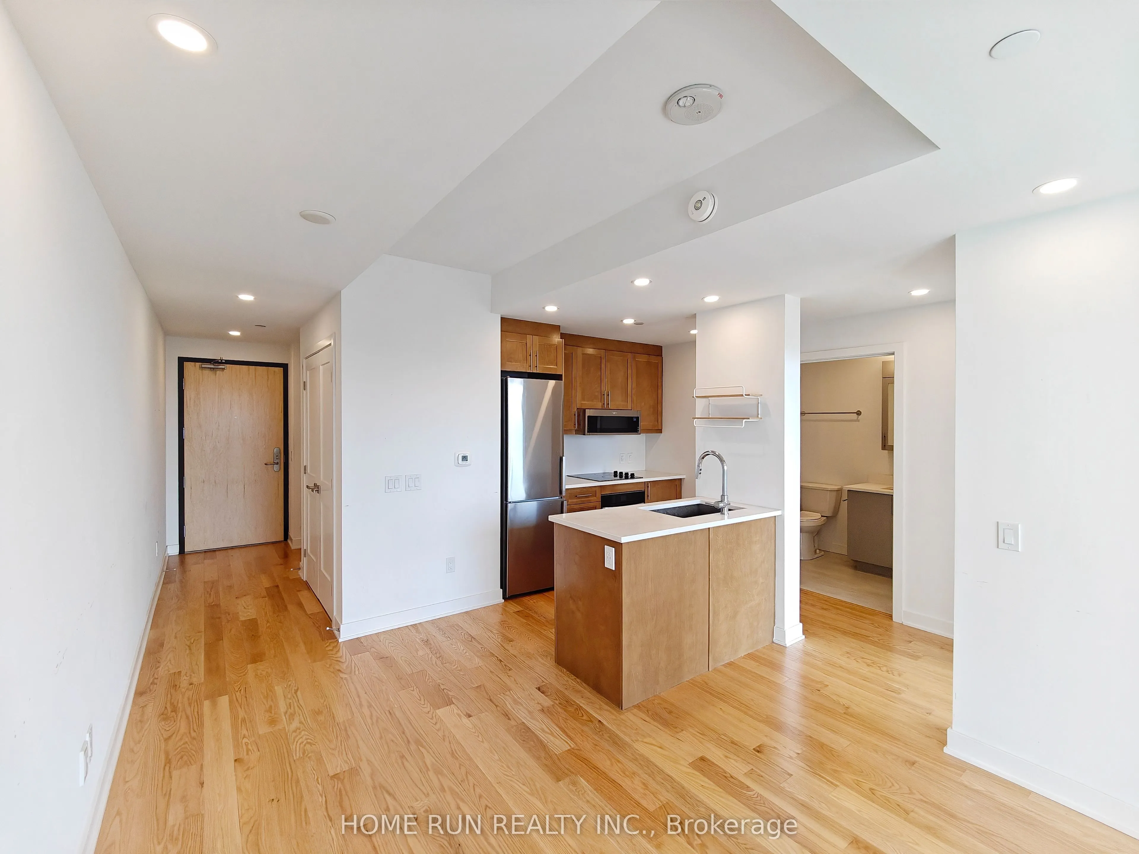 340 QUEEN Street, #2502