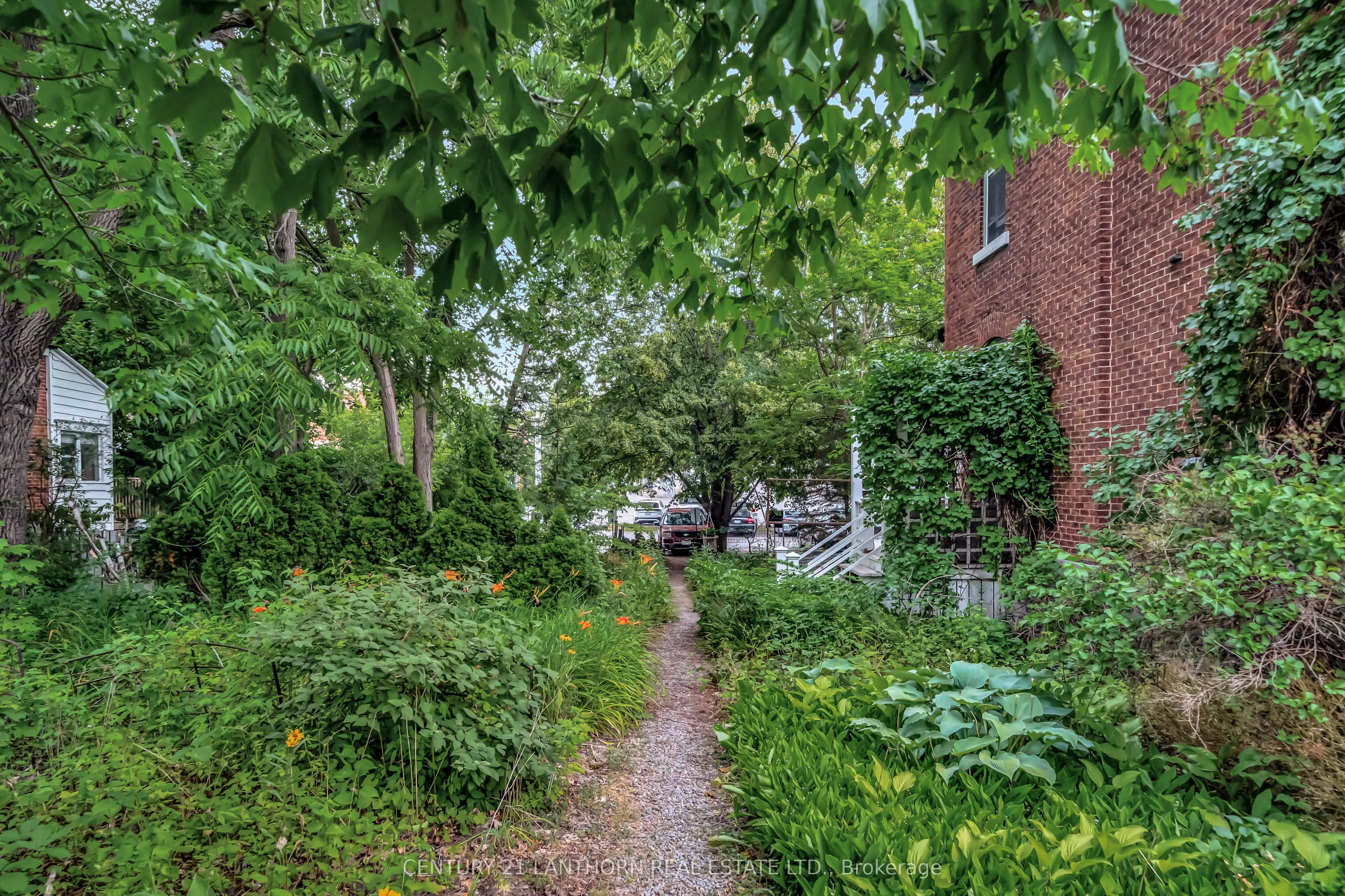 76 King Street