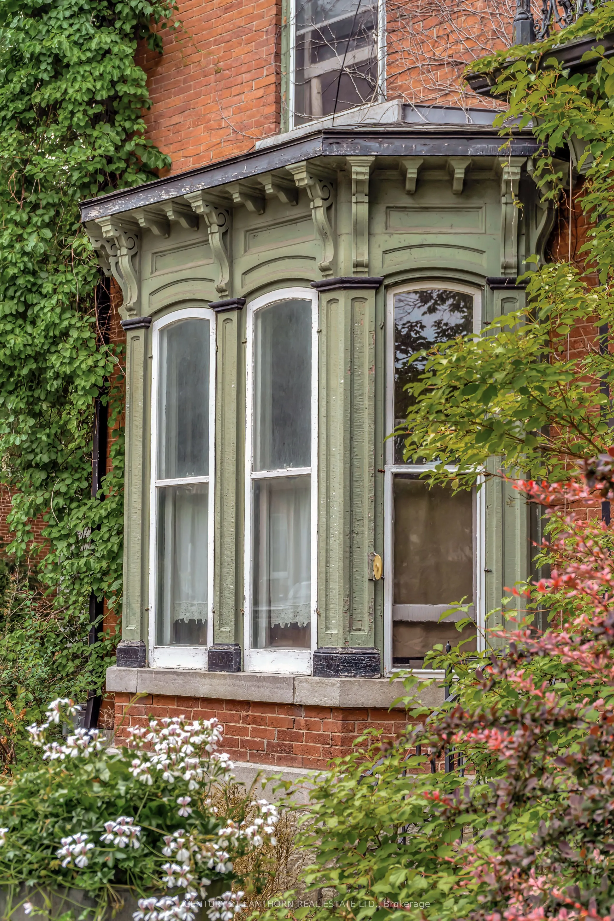 76 King Street