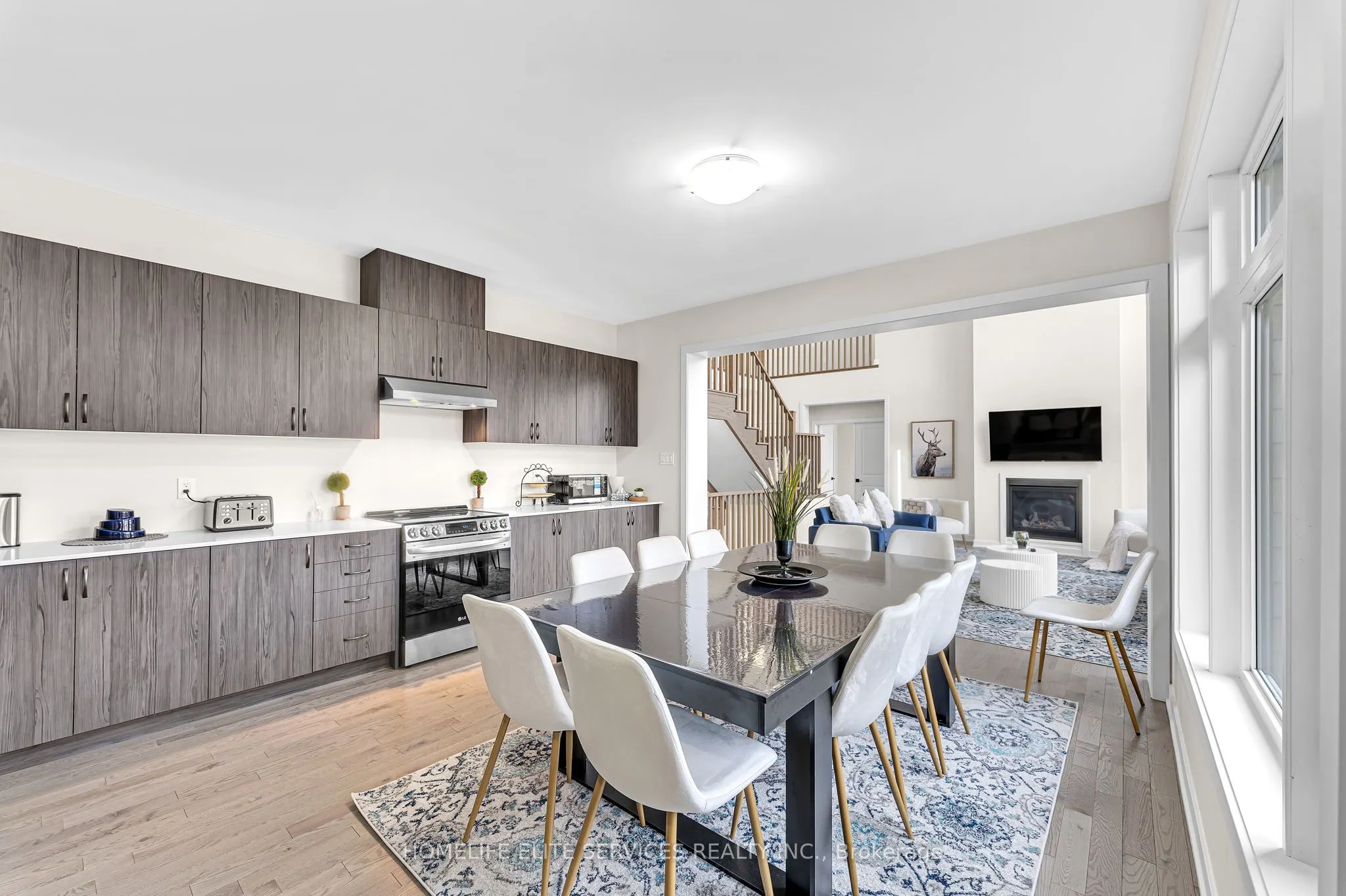 1008 Napier Court