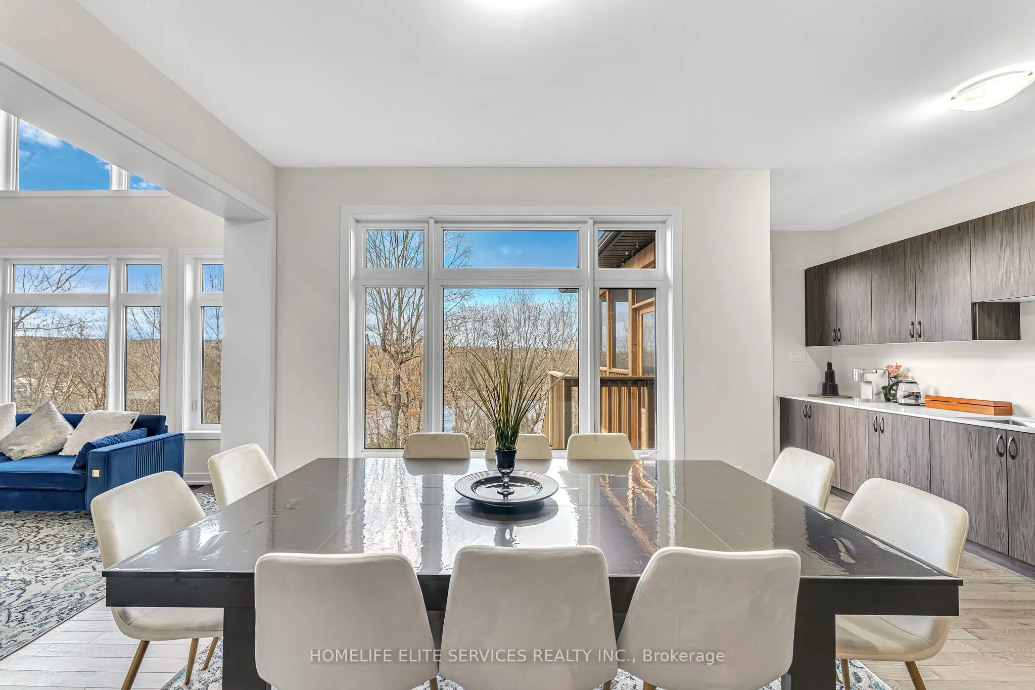 1008 Napier Court