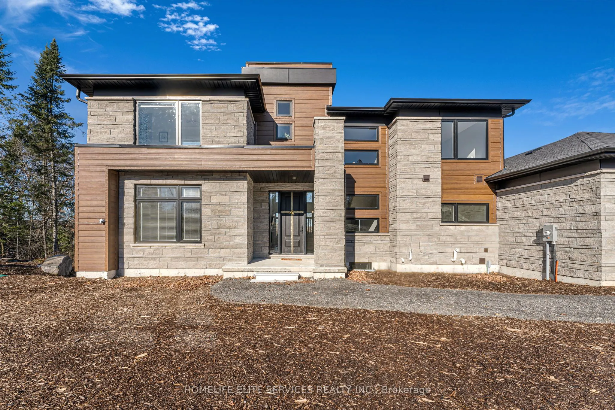 1008 Napier Court