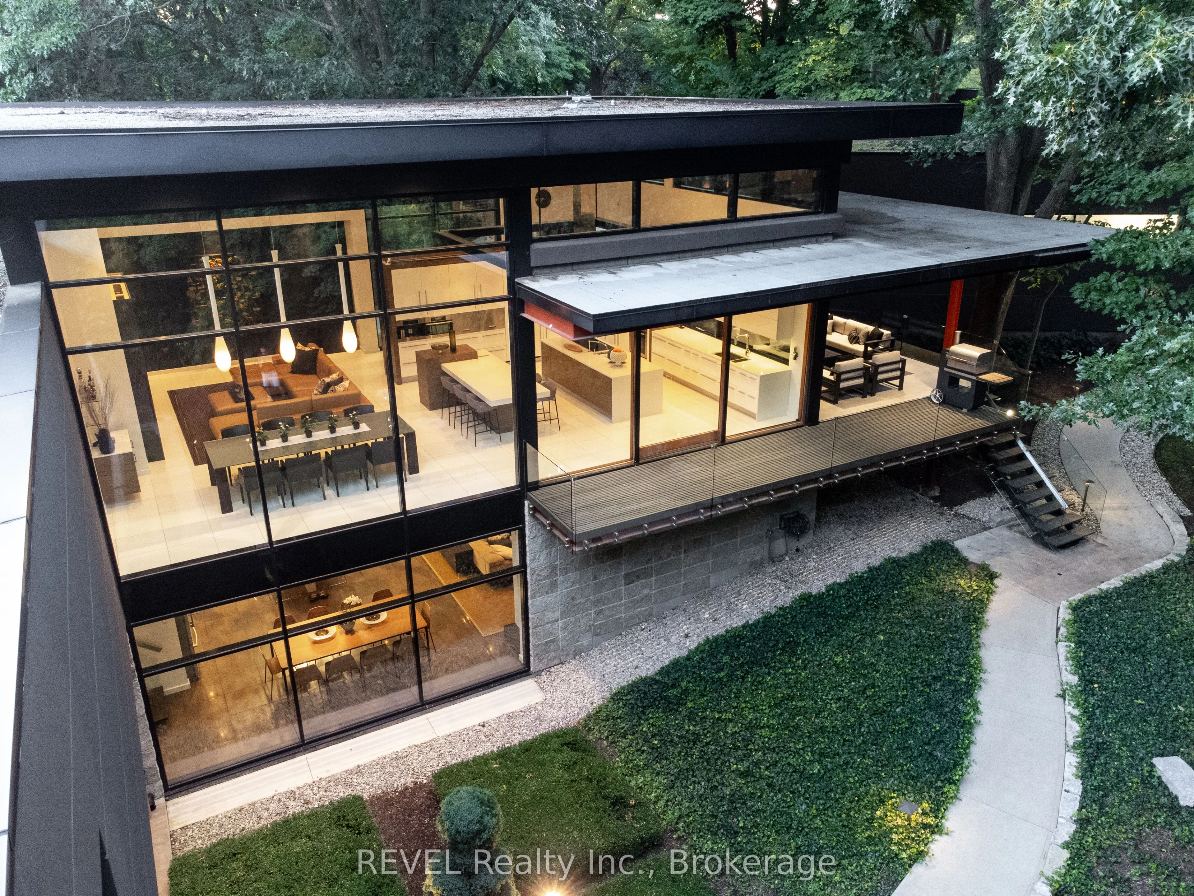 250 Canboro Road