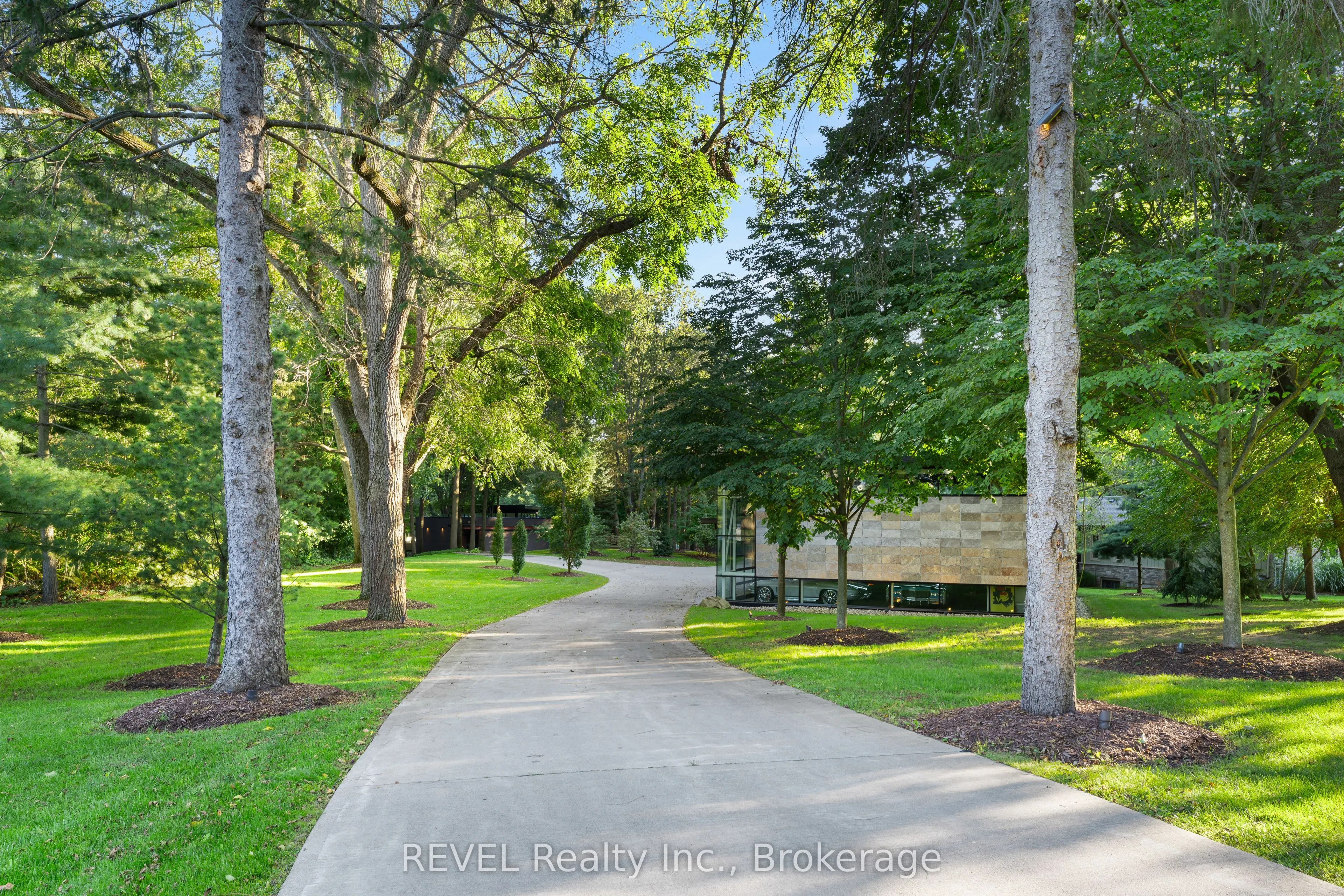 250 Canboro Road