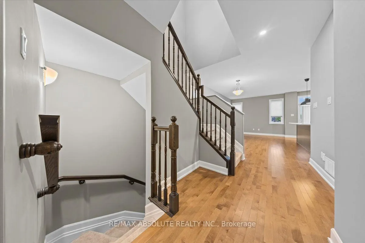 169 Bandelier Way