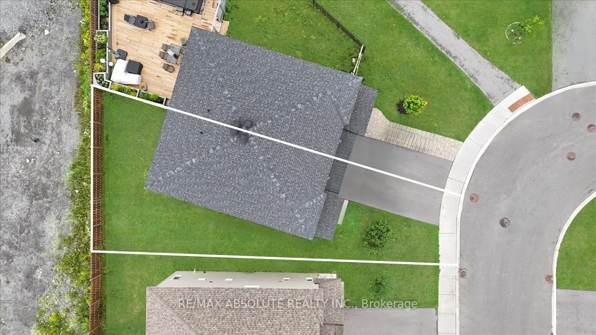 169 Bandelier Way