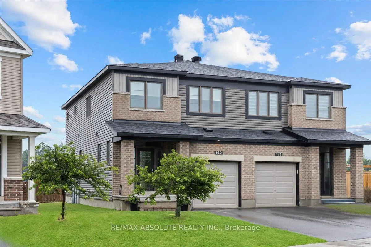 169 Bandelier Way