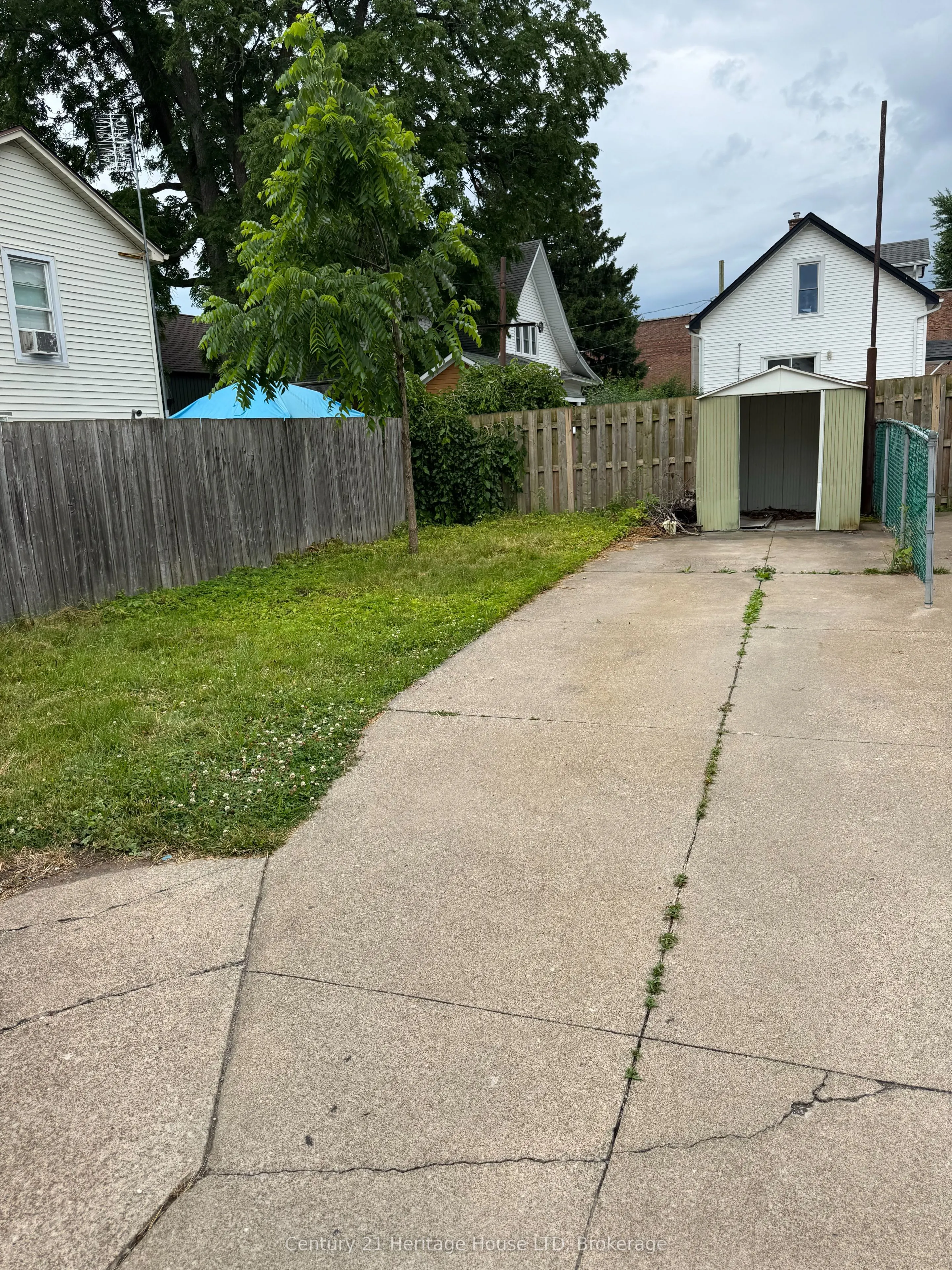 4688 Ryerson Crescent
