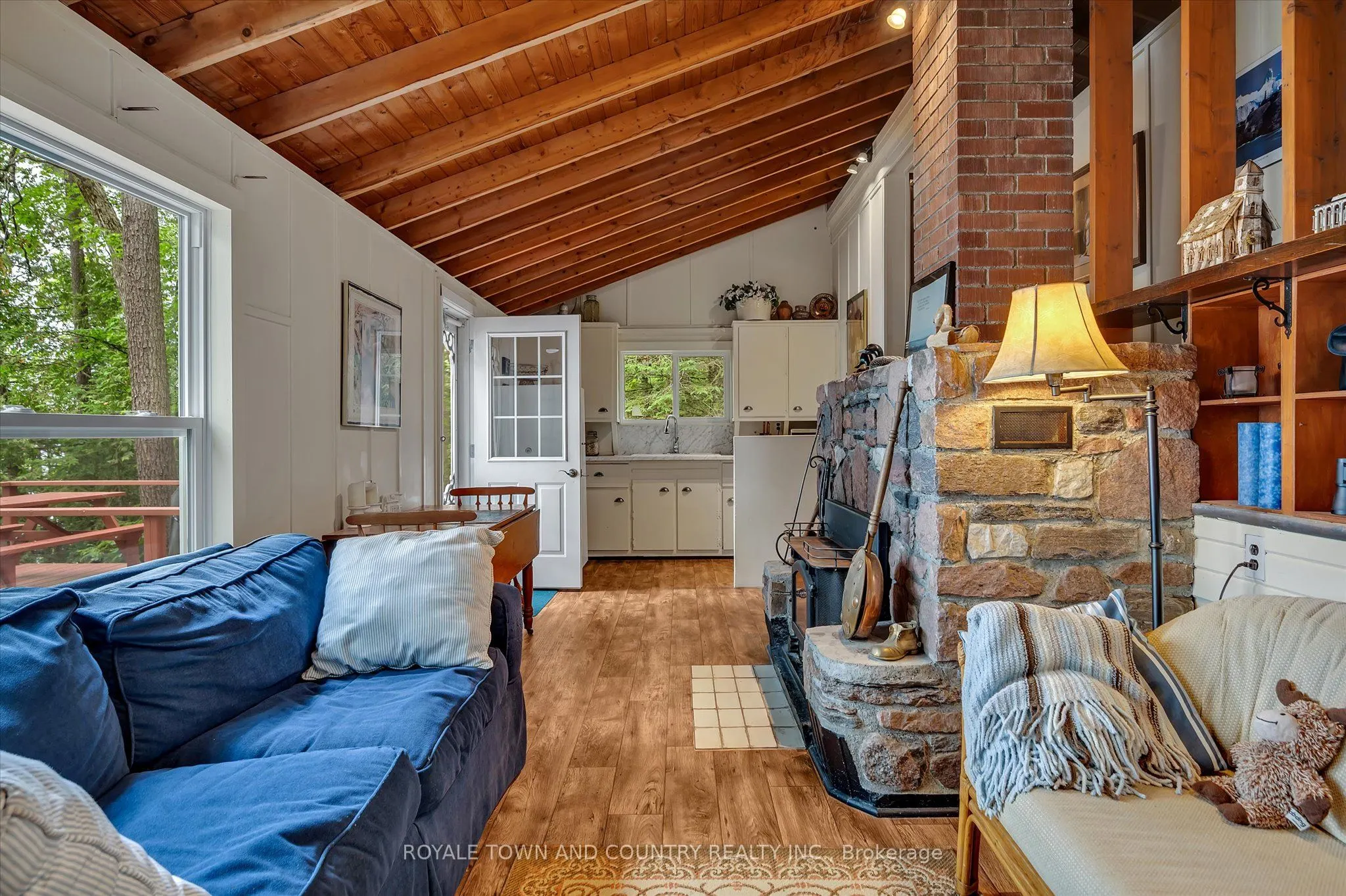 154 FOREST LANE Road