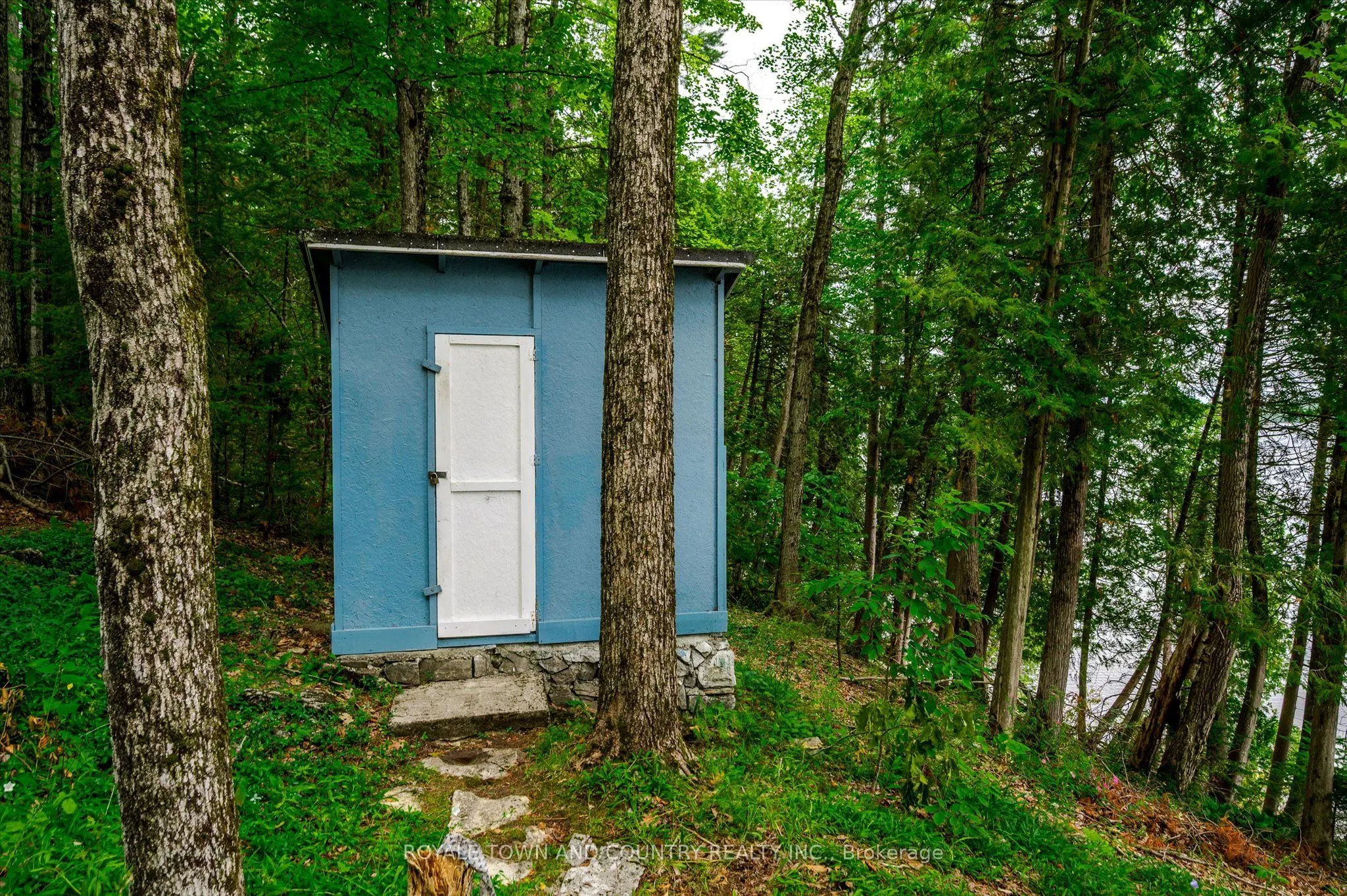 154 FOREST LANE Road