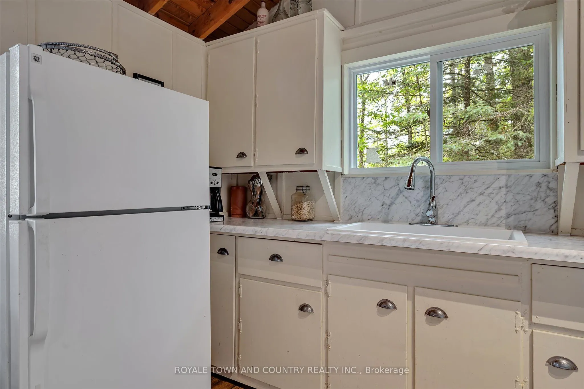 154 FOREST LANE Road