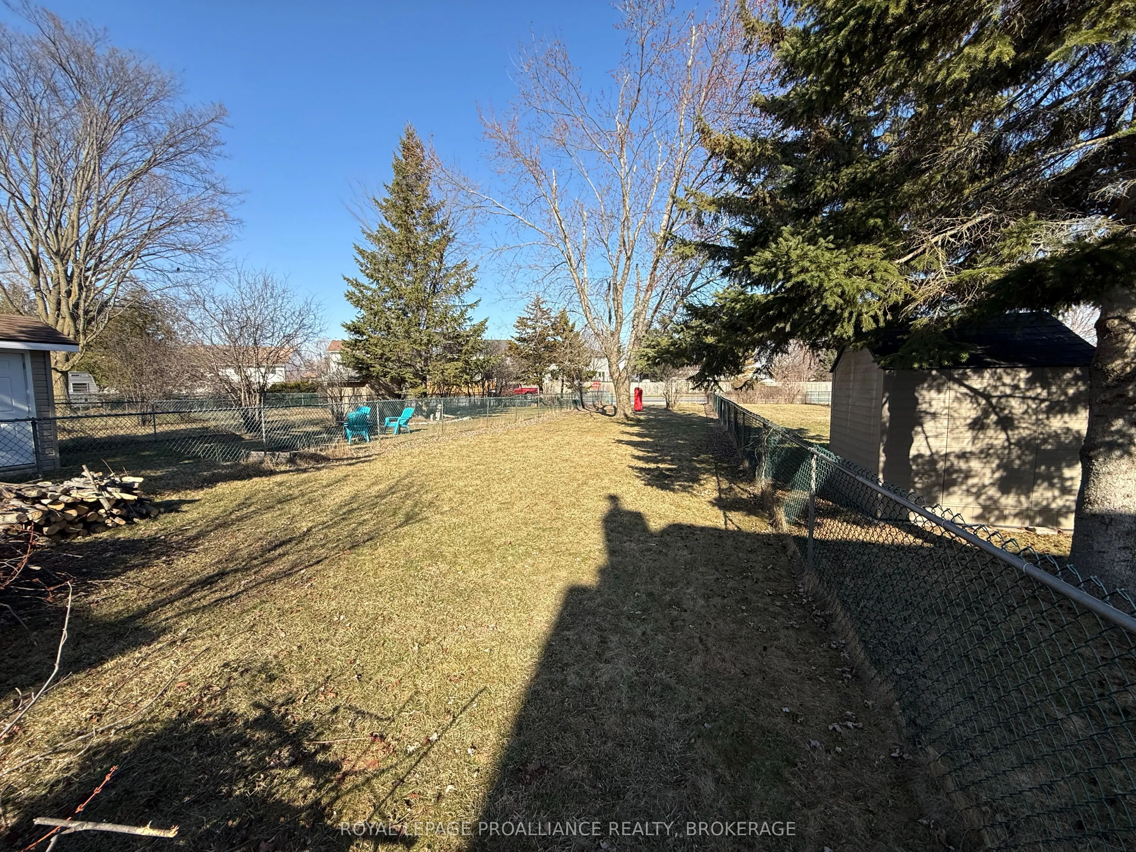 772 Littlestone Crescent