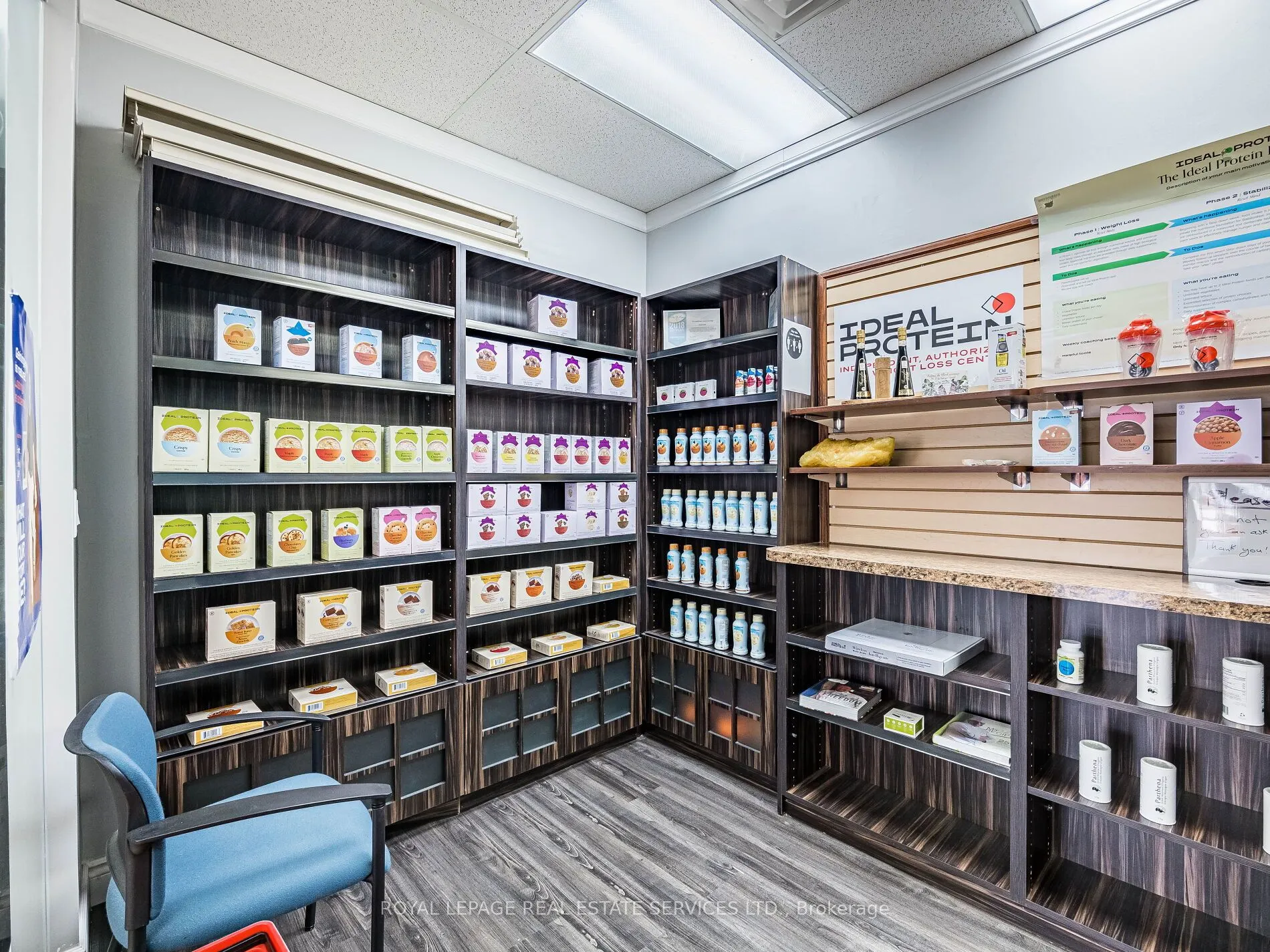 287 Dundas Street E, #4