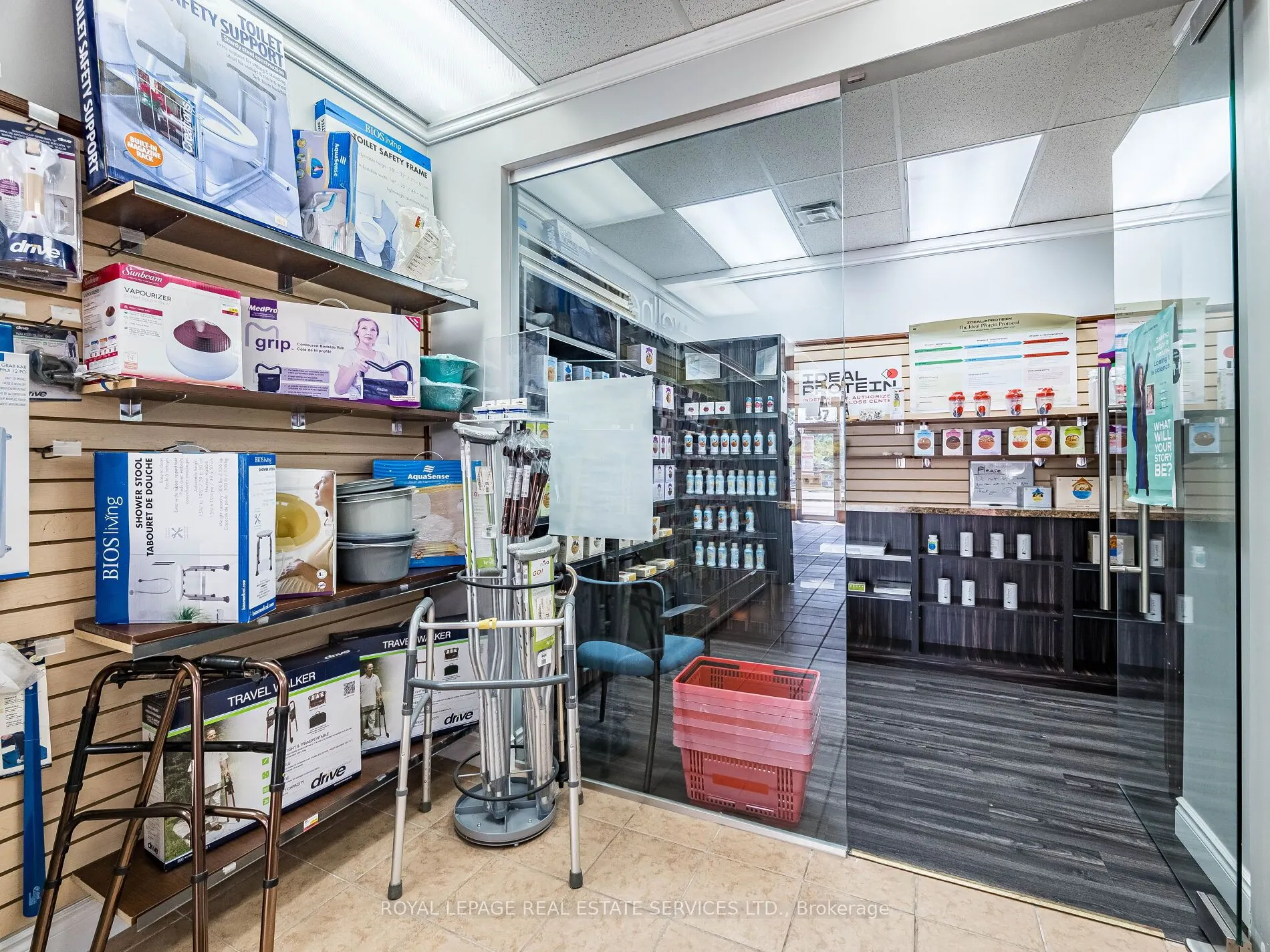 287 Dundas Street E, #4