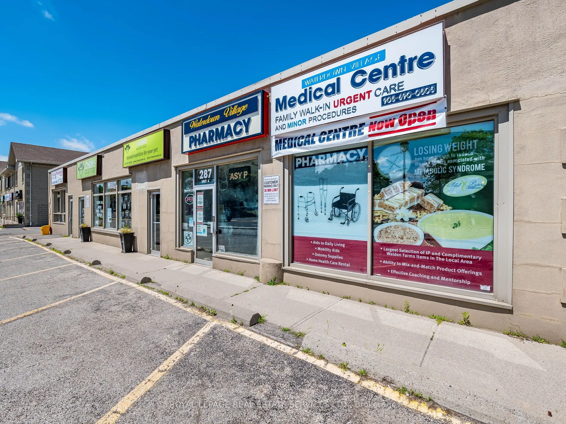287 Dundas Street E, #4