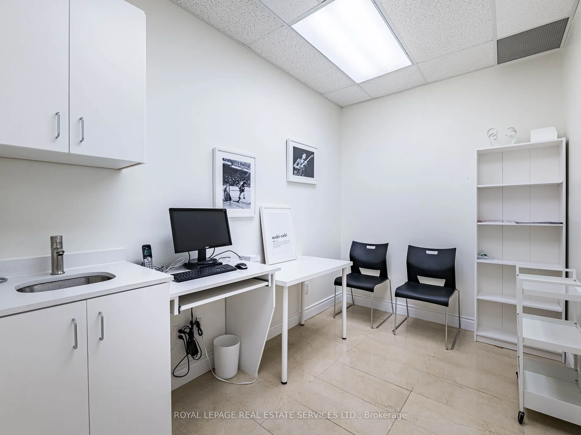 287 Dundas Street E, #4