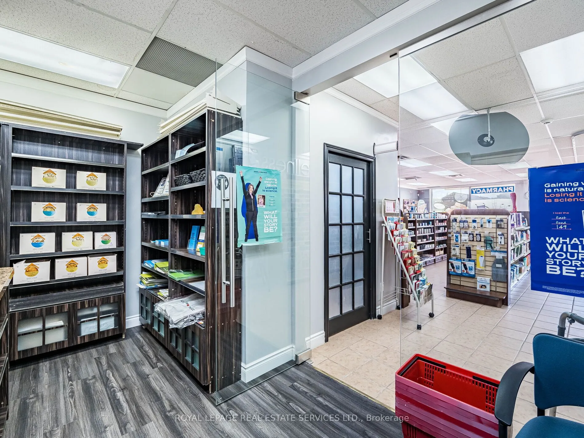 287 Dundas Street E, #4