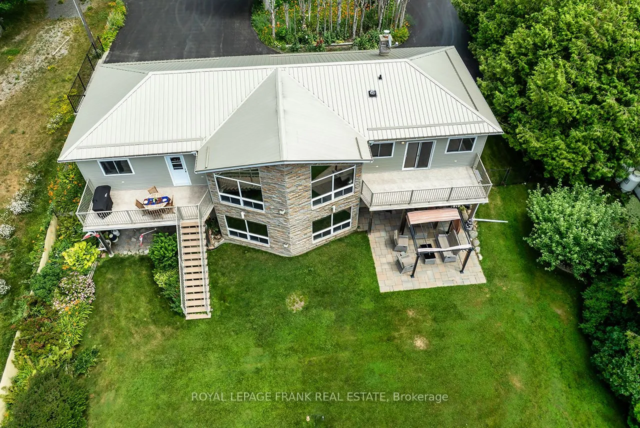 115 Oakdene Crescent