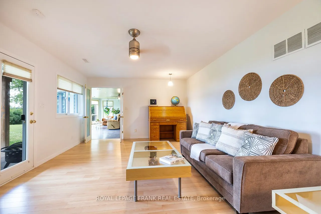 115 Oakdene Crescent