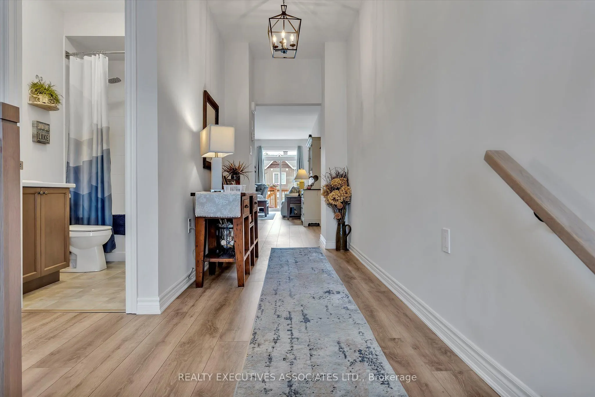 17 Lakewood Crescent, #36