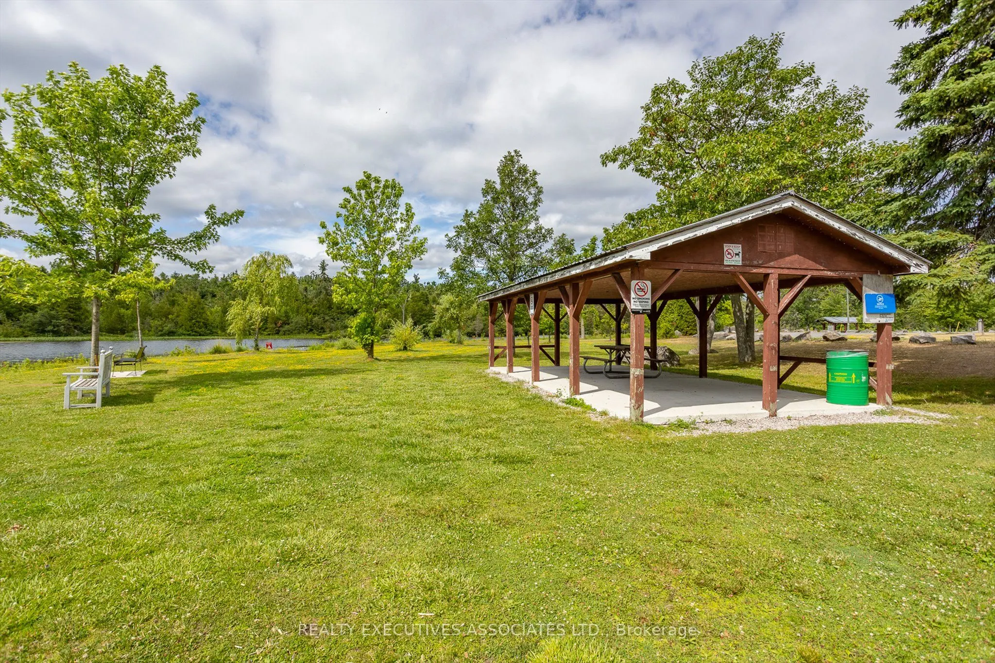 17 Lakewood Crescent, #36