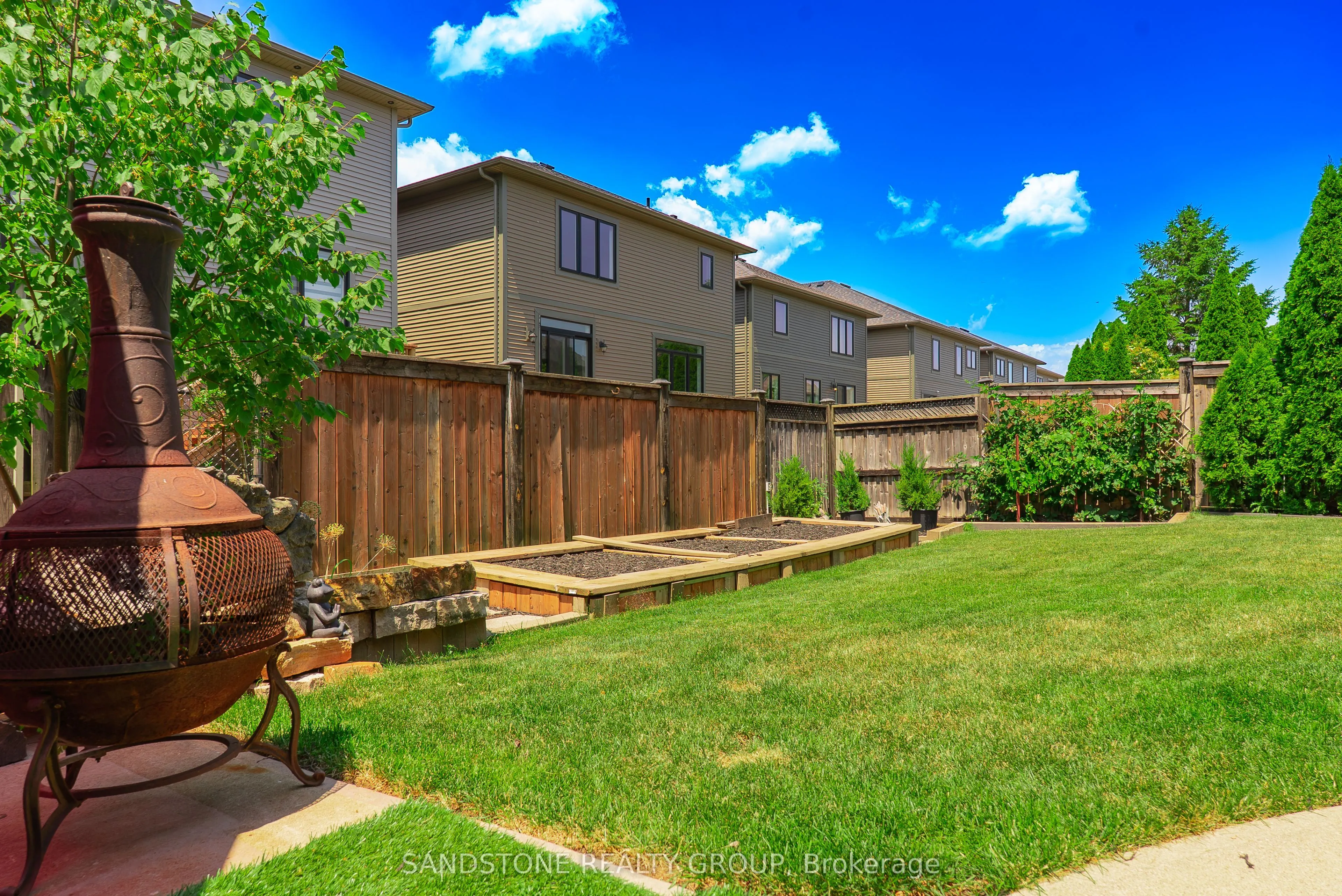 22 Tuscani Drive