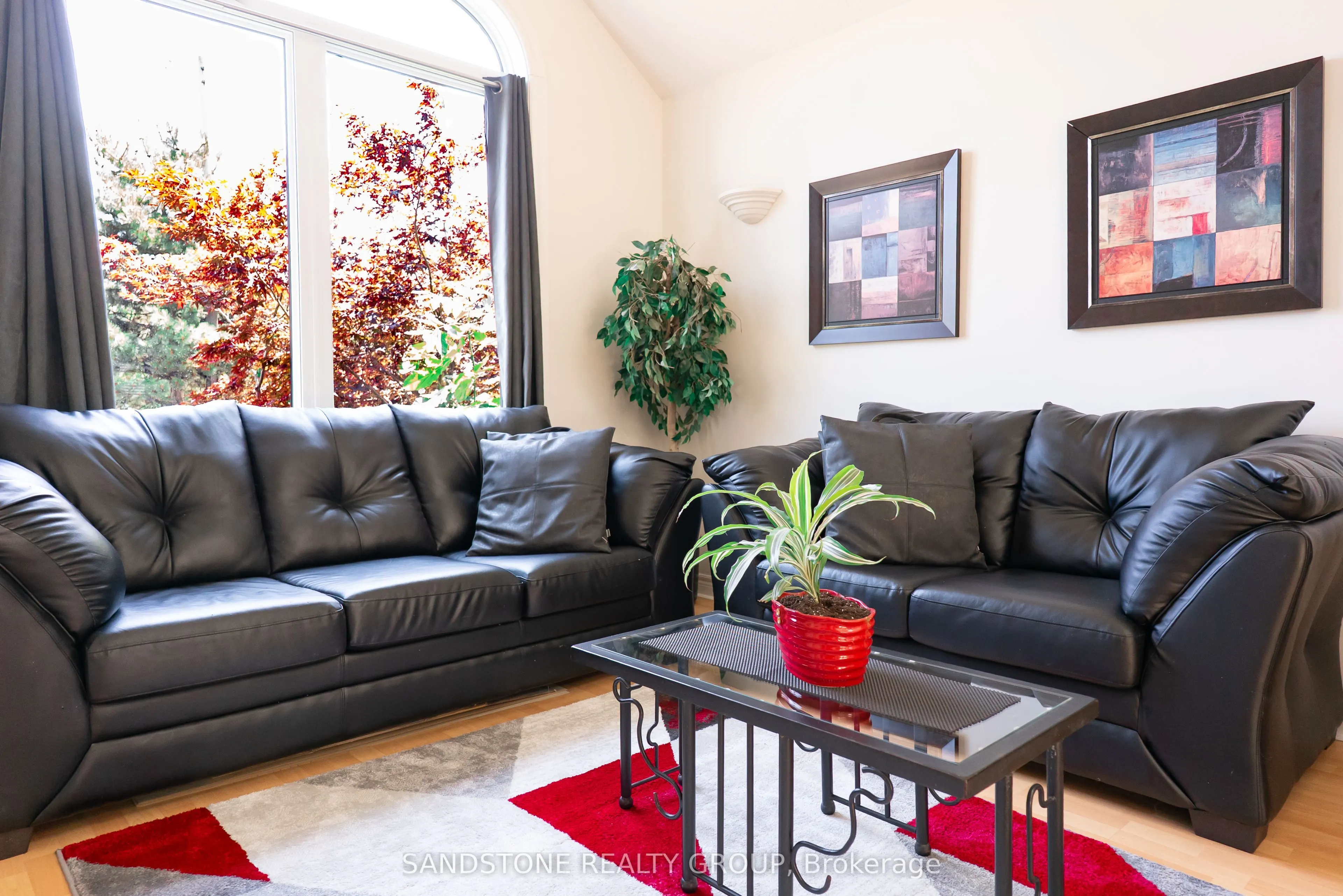 22 Tuscani Drive