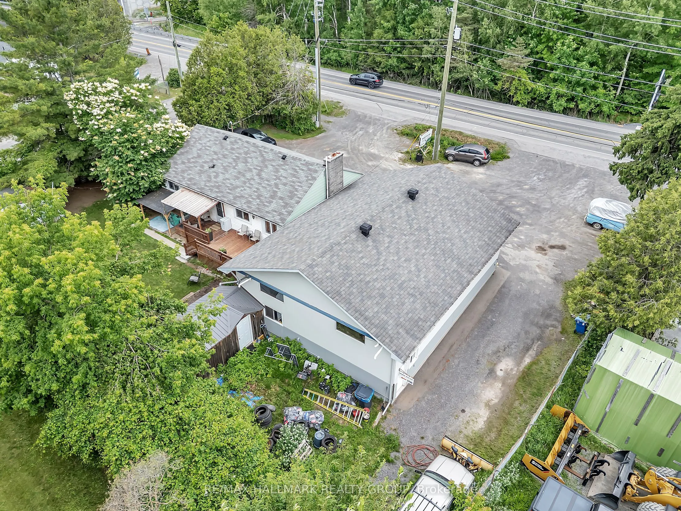 2460 Leitrim Road