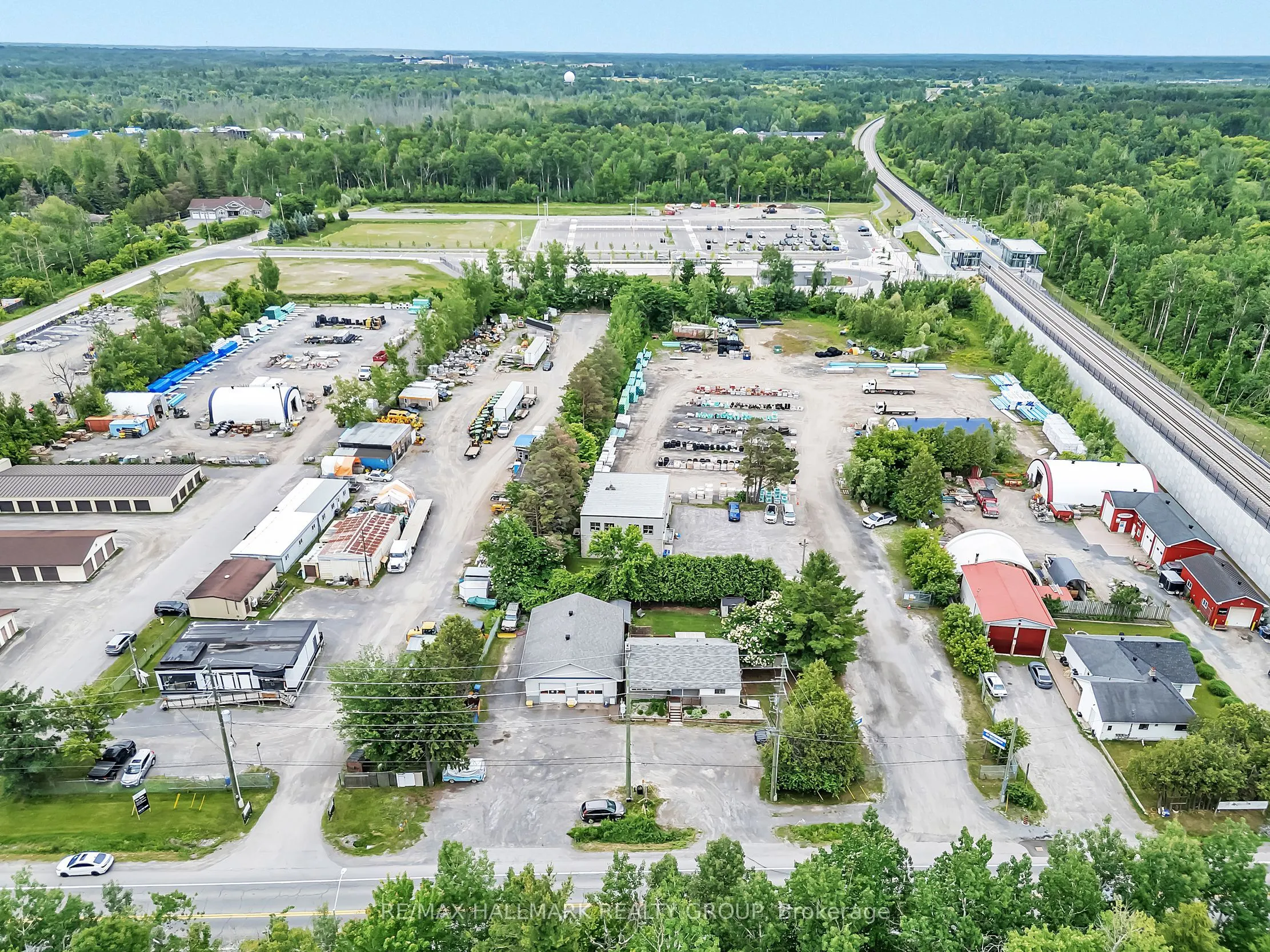 2460 Leitrim Road