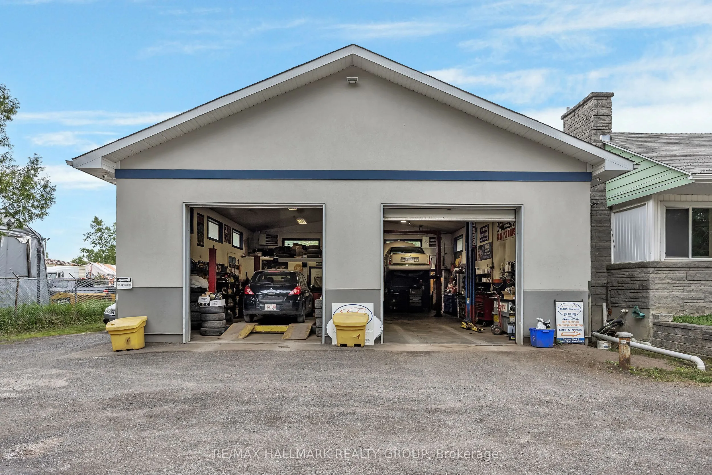 2460 Leitrim Road
