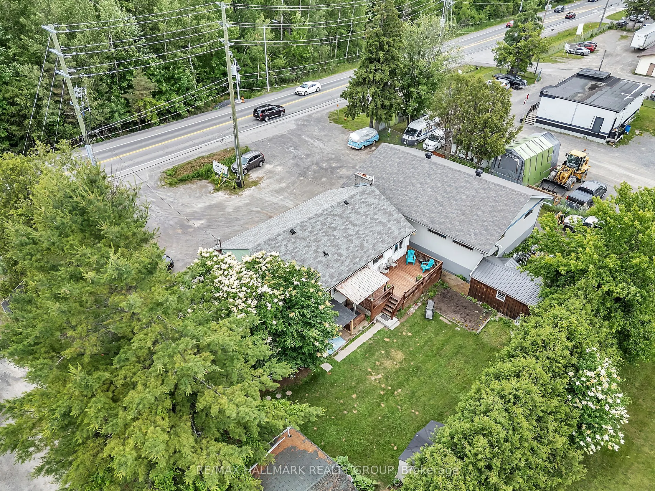 2460 Leitrim Road