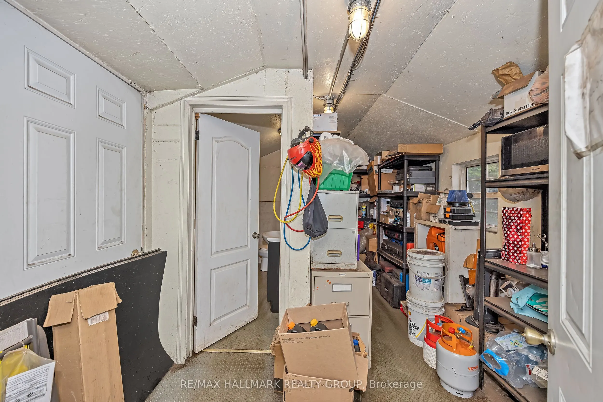 2460 Leitrim Road